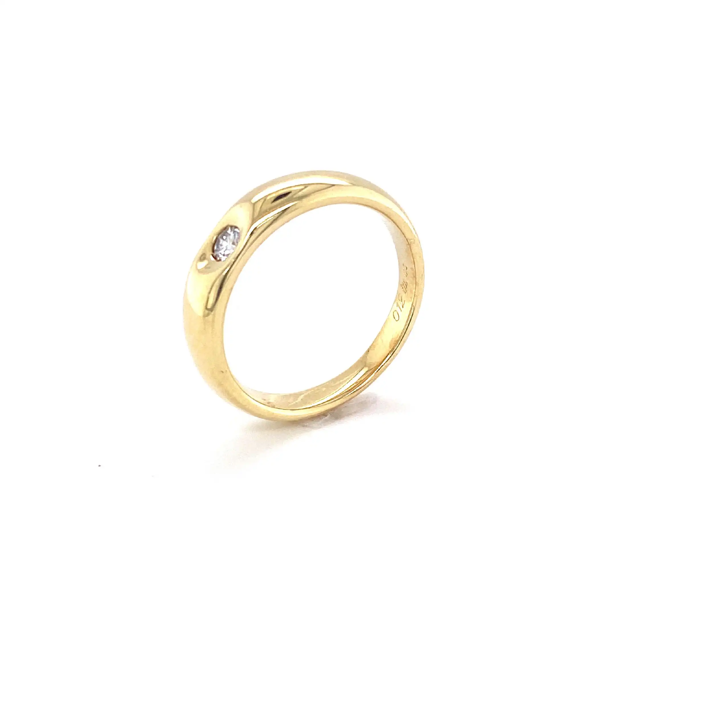 Ring Gelbgold mit Brillant, graviert mit 0,12ct Ring Gelbgold mit Brillant, graviert mit 0,12ct