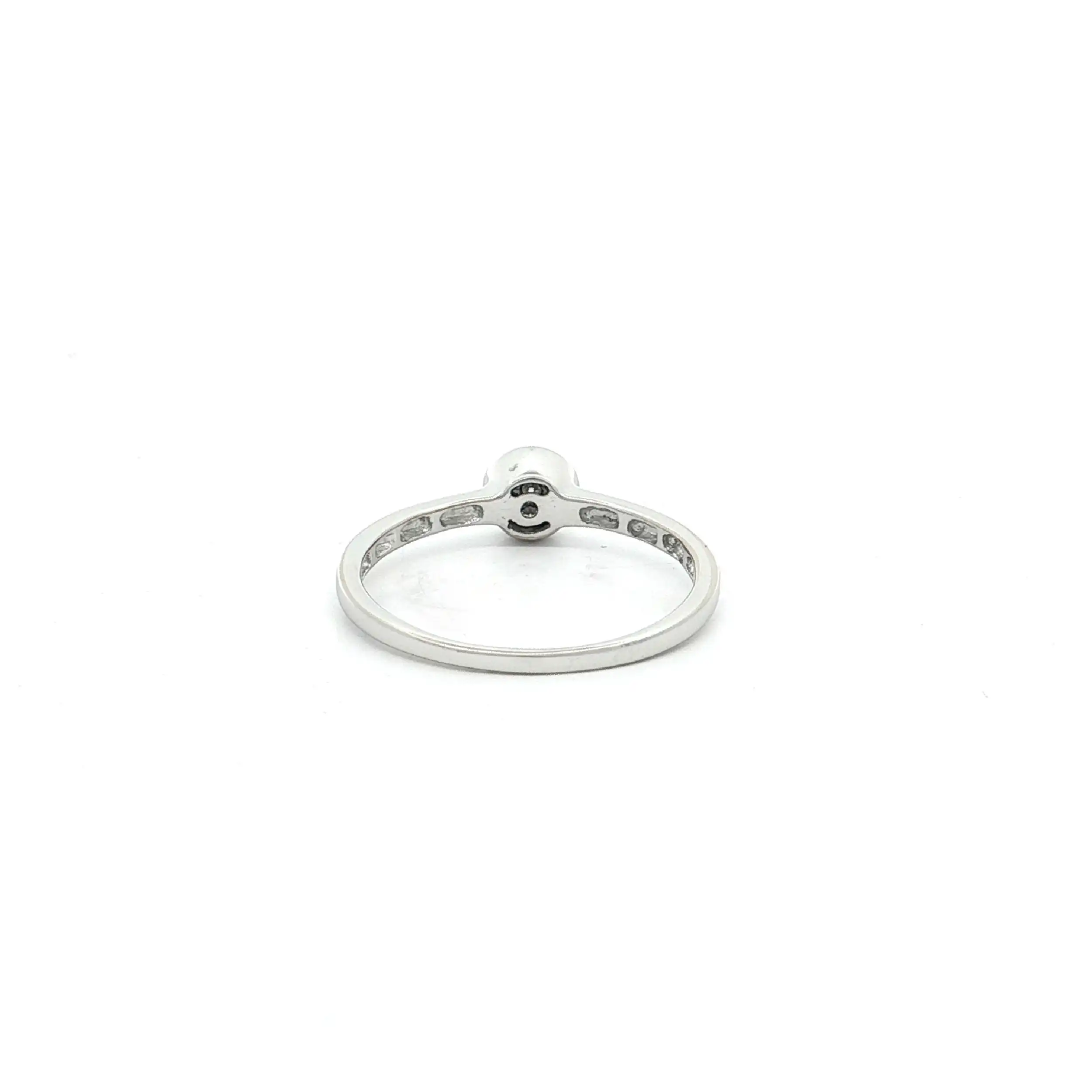 Ring Weißgold mit Brillanten Ring Weißgold mit Brillanten