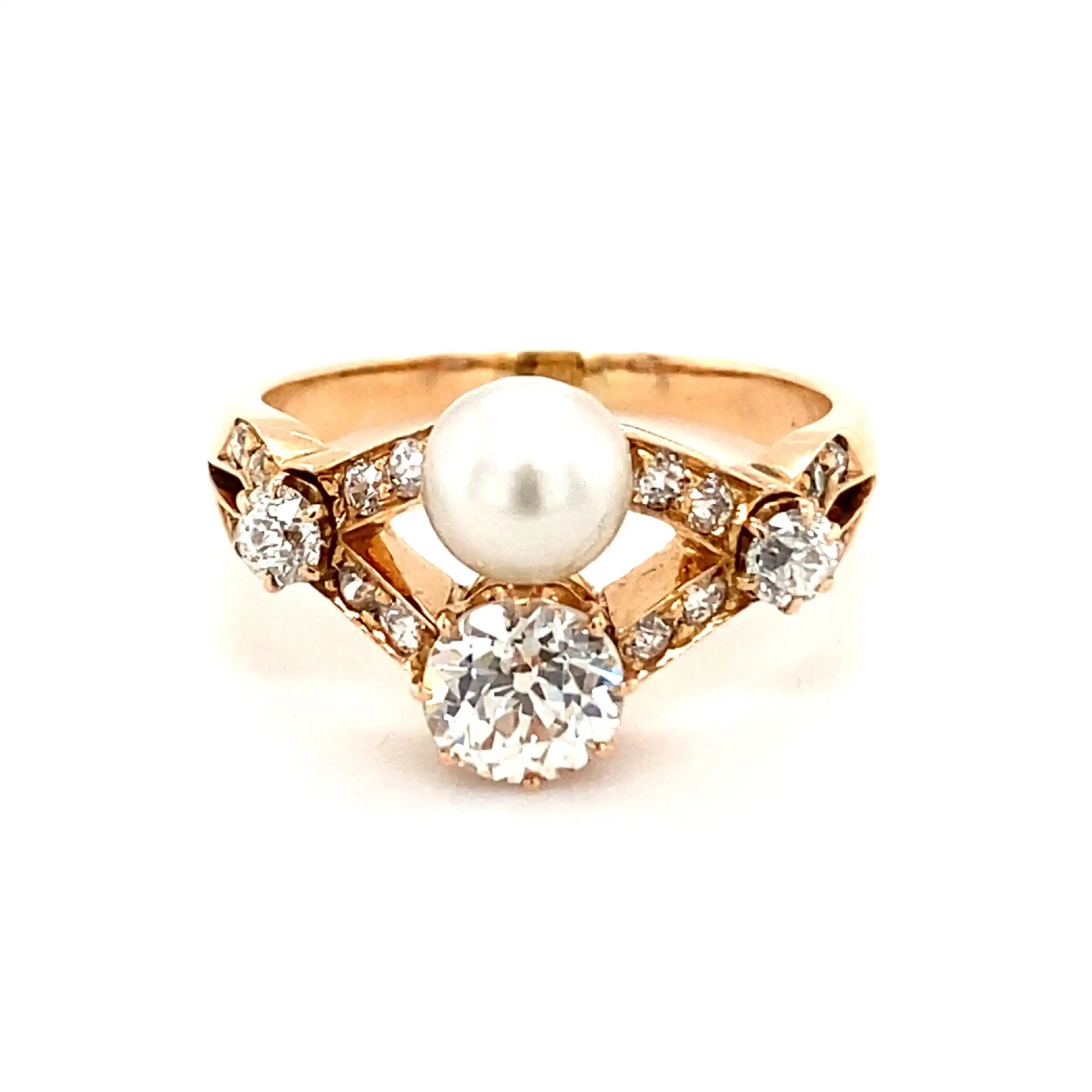 Ring Roségold mit Perle & Altschliff-Brillanten Ring Roségold mit Perle & Altschliff-Brillanten