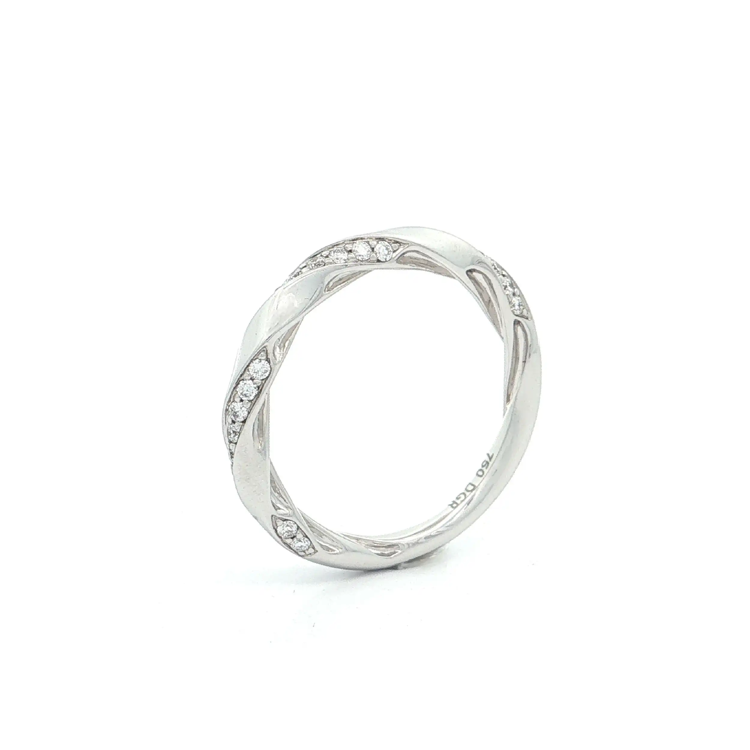 Ring Weißgold gedreht mit Brillanten Ring Weißgold gedreht mit Brillanten