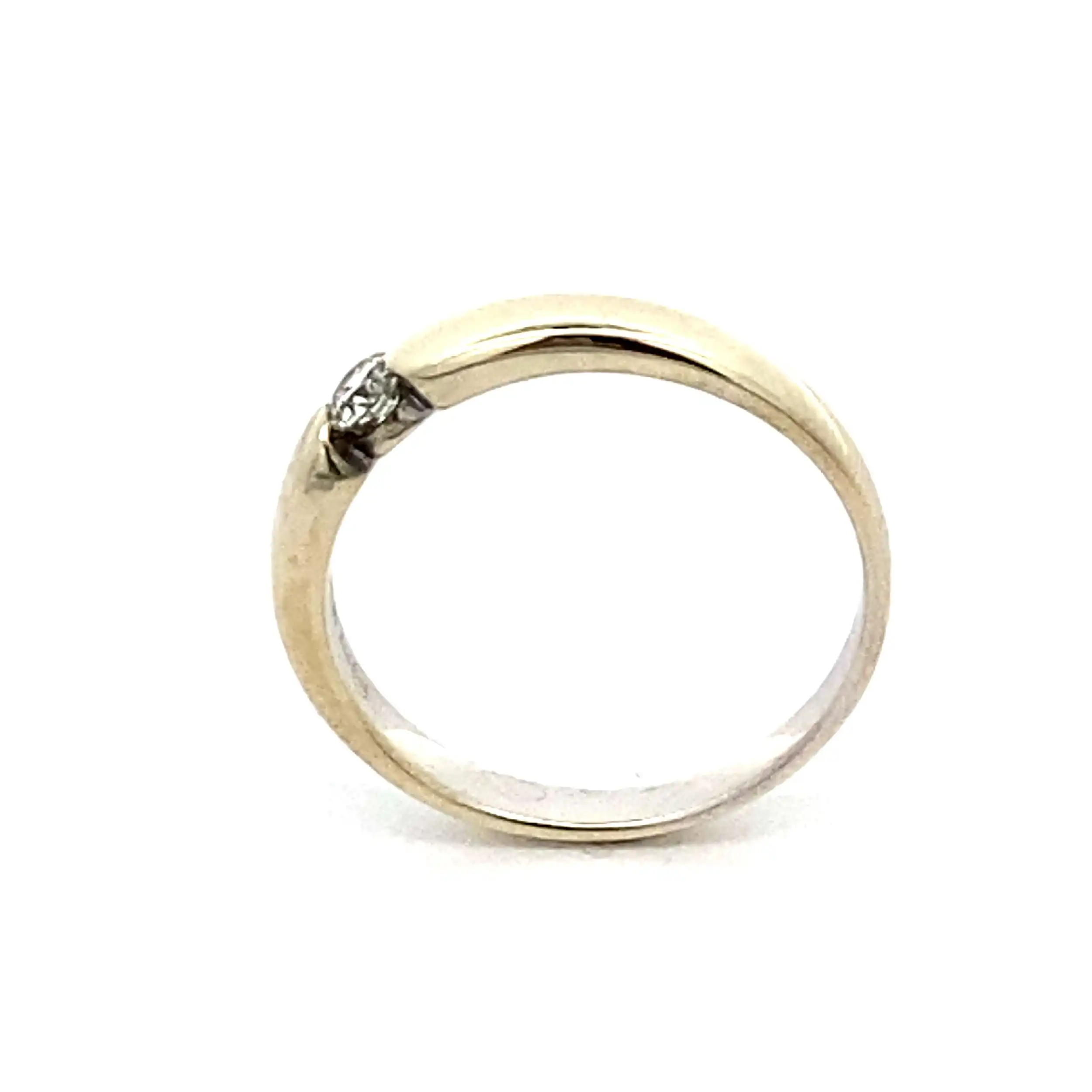 Ring Weißgold "Christ" mit Solitär Brillant, graviert mit 0,10ct Ring Weißgold "Christ" mit Solitär Brillant, graviert mit 0,10ct