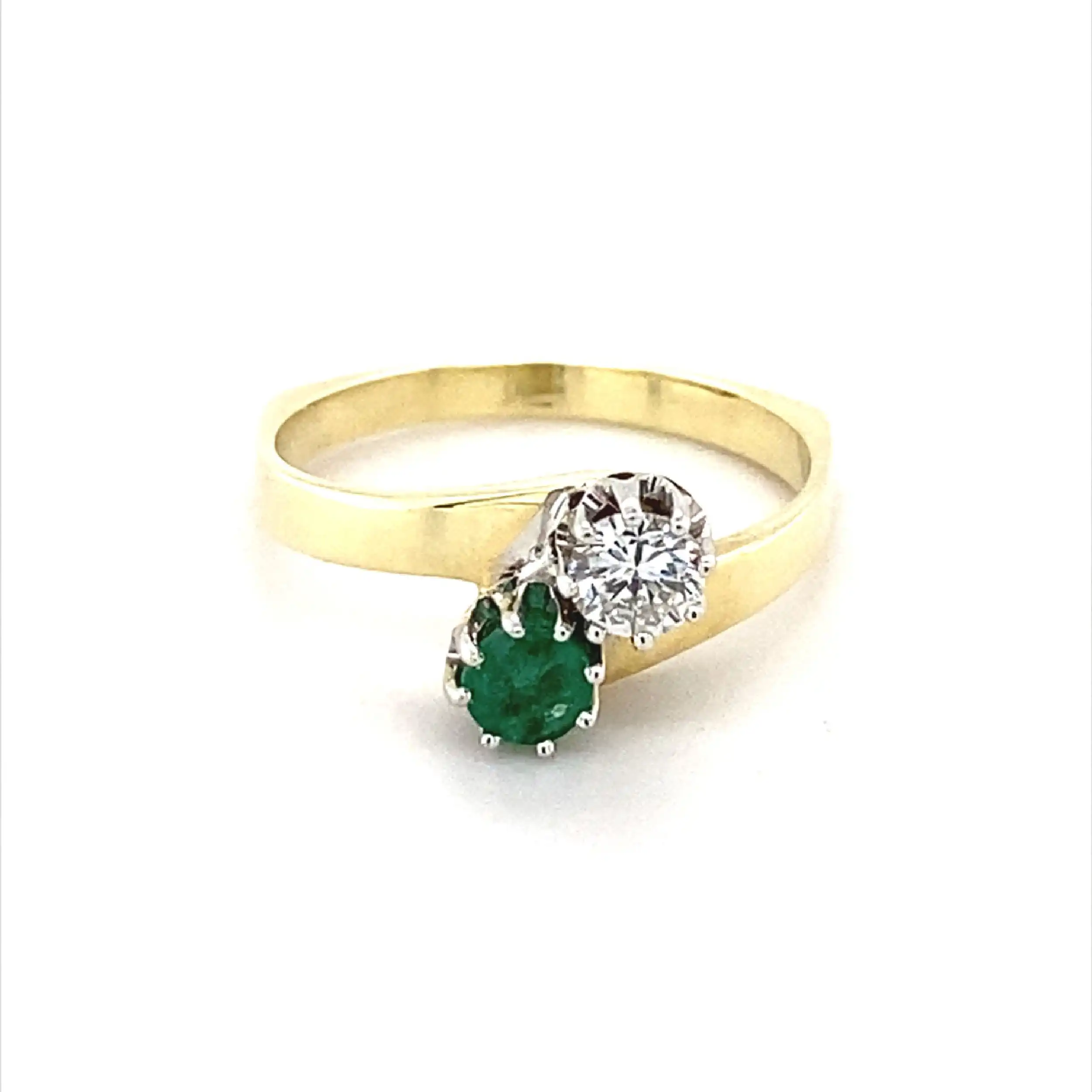 Ring Bicolor mit Smaragd und Brillant Ring Bicolor mit Smaragd und Brillant