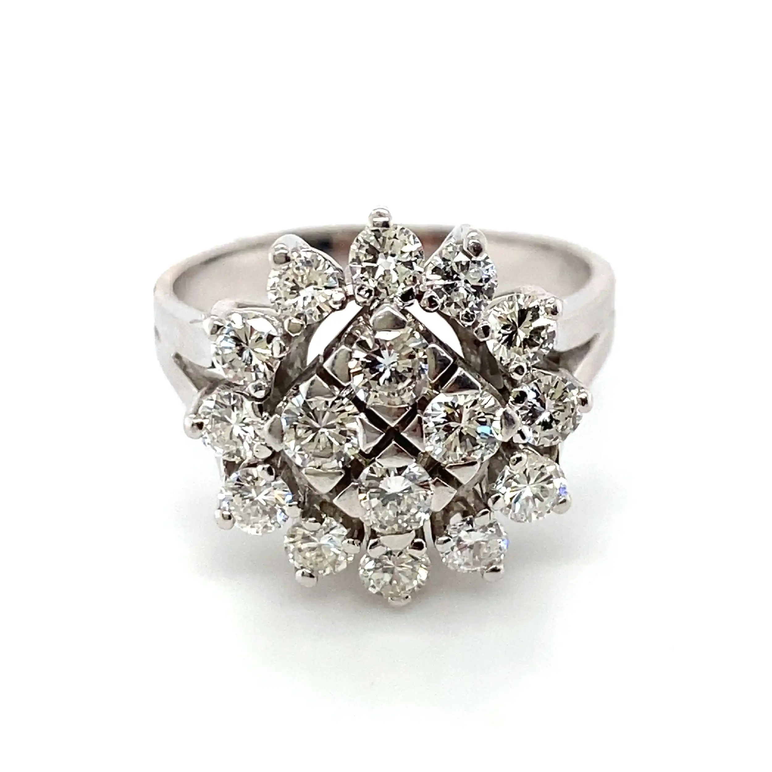 Ring Weißgold mit Brillanten Ring Weißgold mit Brillanten