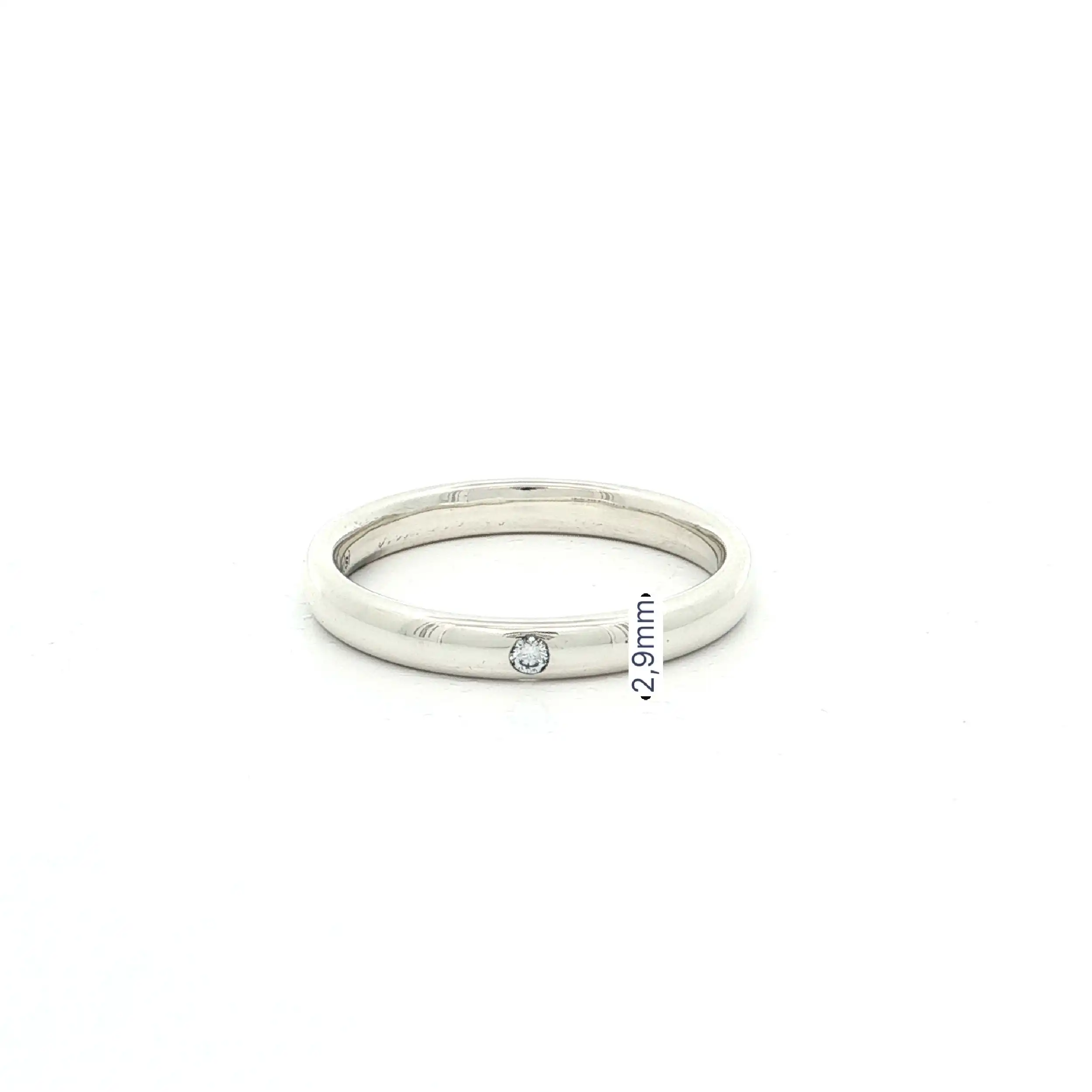 Ring Weißgold mit Brillant, graviert mit 0,03ct W/Si Ring Weißgold mit Brillant, graviert mit 0,03ct W/Si