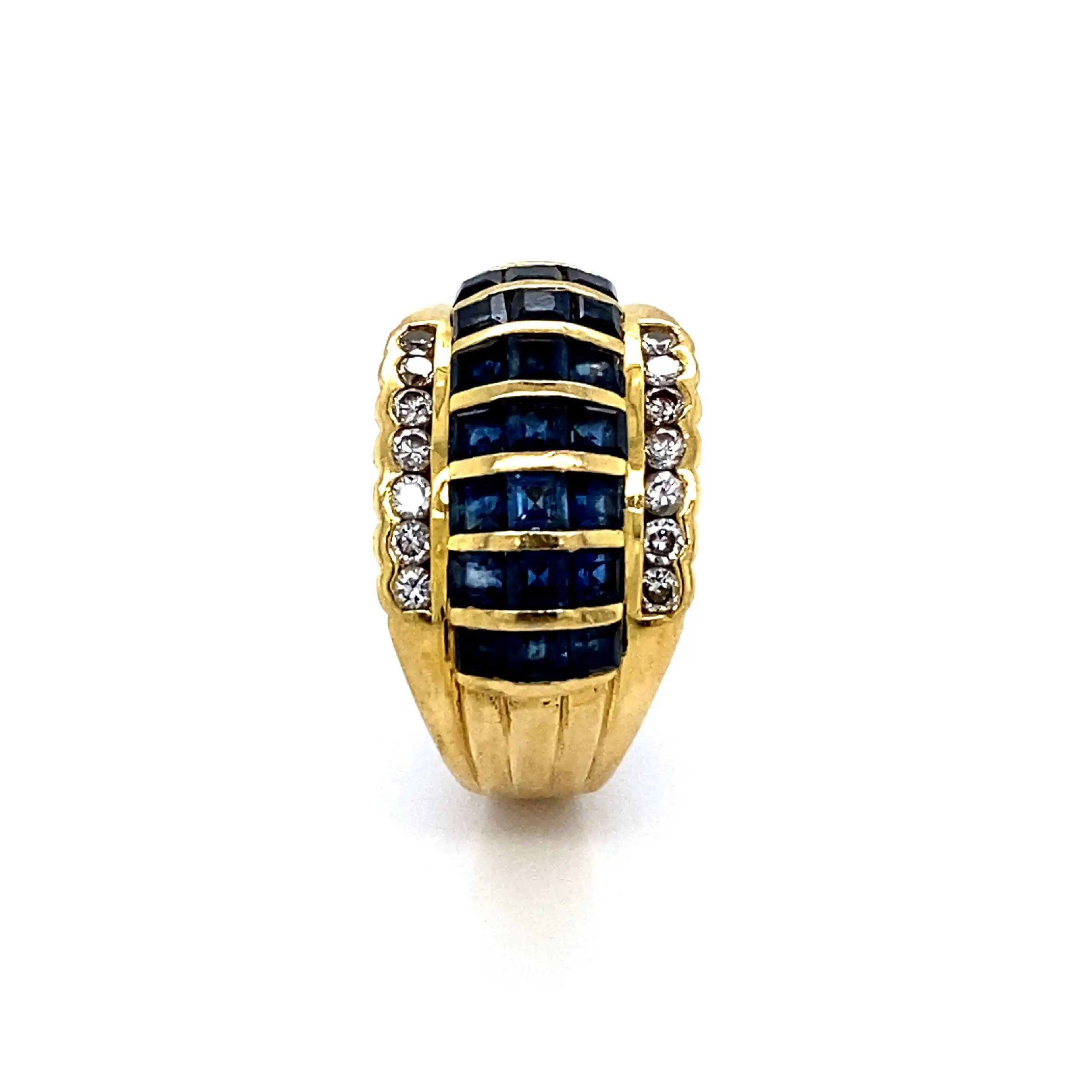 Ring Gelbgold mit Saphiren und Brillanten, graviert mit 0,29ct Ring Gelbgold mit Saphiren und Brillanten, graviert mit 0,29ct