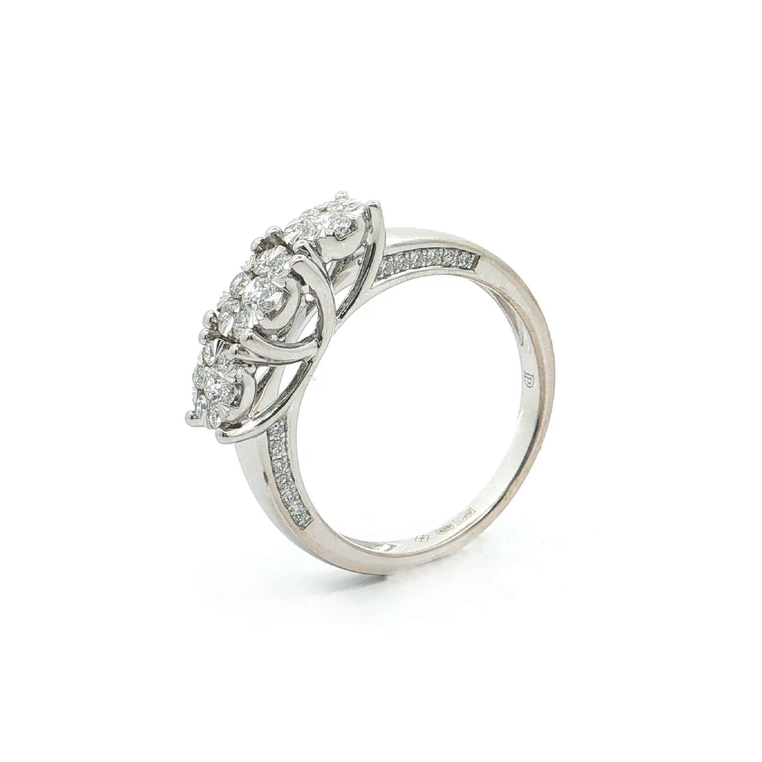 Ring Weißgold mit Brillanten Ring Weißgold mit Brillanten