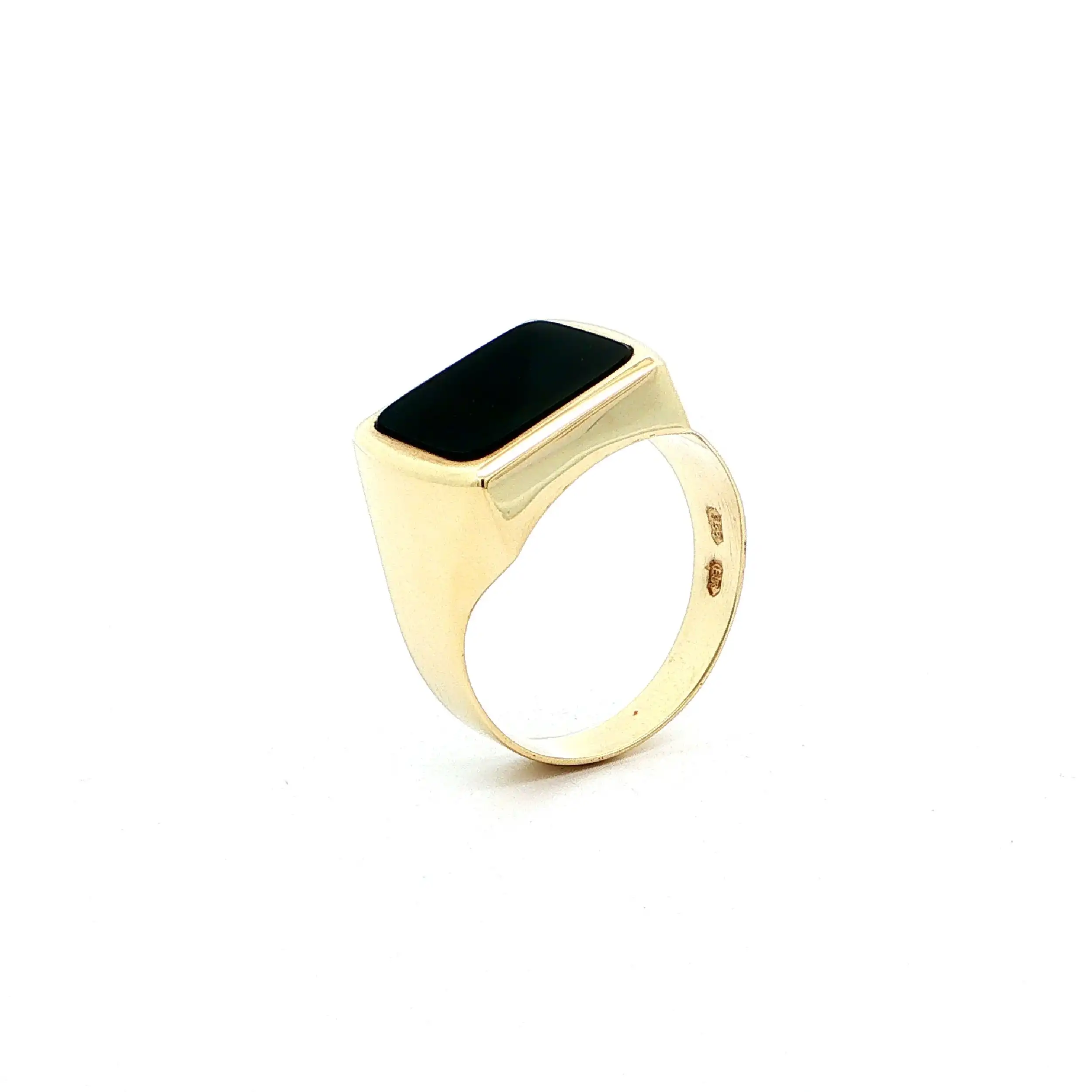 Ring Gelbgold mit Onyx Ring Gelbgold mit Onyx