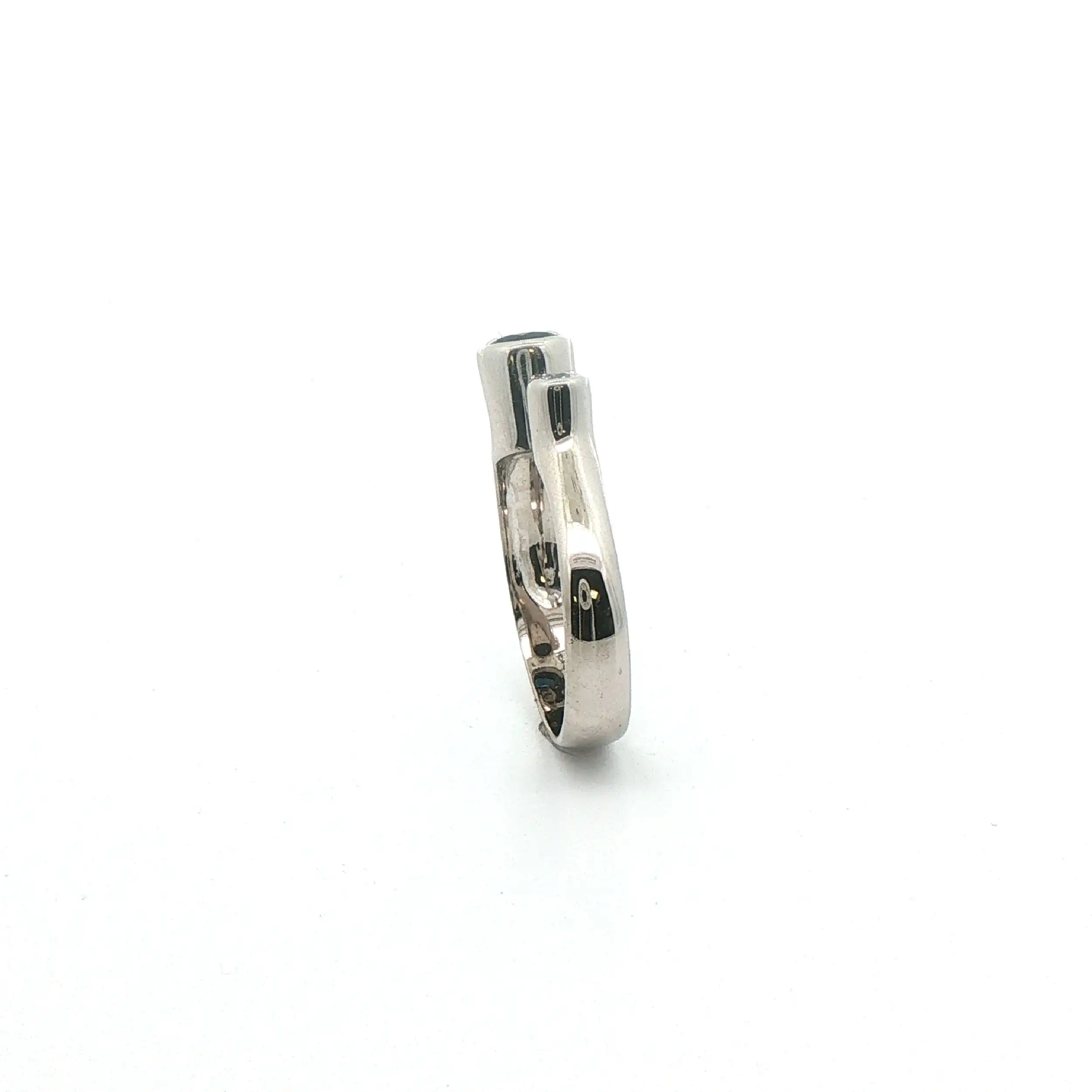 Ring Weißgold mit Saphir und Brillant Ring Weißgold mit Saphir und Brillant