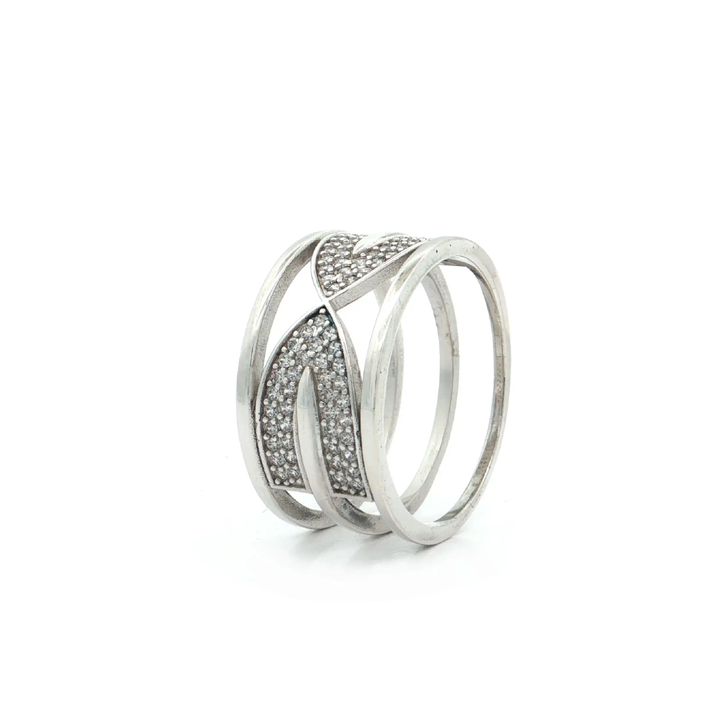 Ring Silber mit Zirkoniasteinchen Ring Silber mit Zirkoniasteinchen