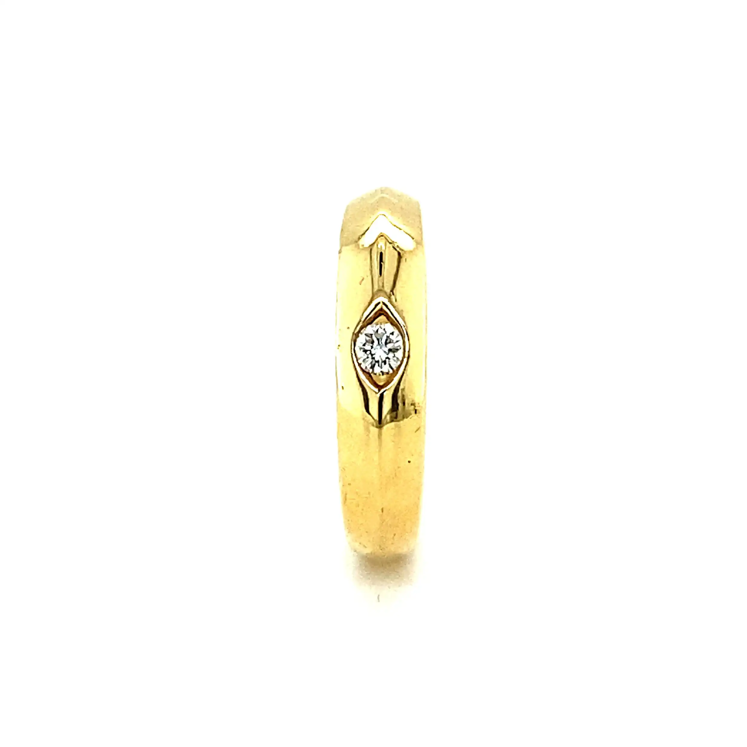 Ring Gelbgold mit Brillant, graviert mit 0,08ct Ring Gelbgold mit Brillant, graviert mit 0,08ct