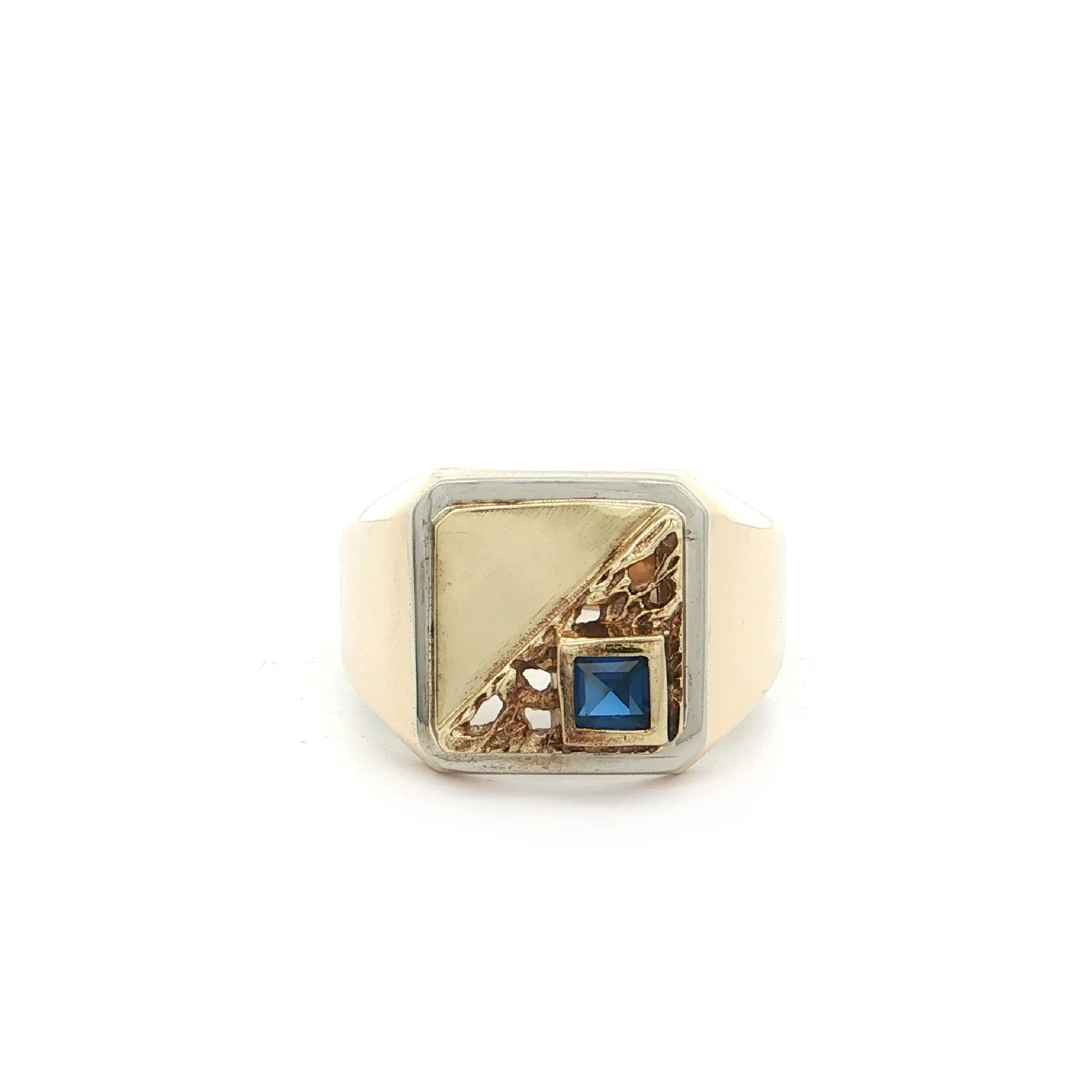 Ring Gelbgold mit blauem Farbstein Ring Gelbgold mit blauem Farbstein