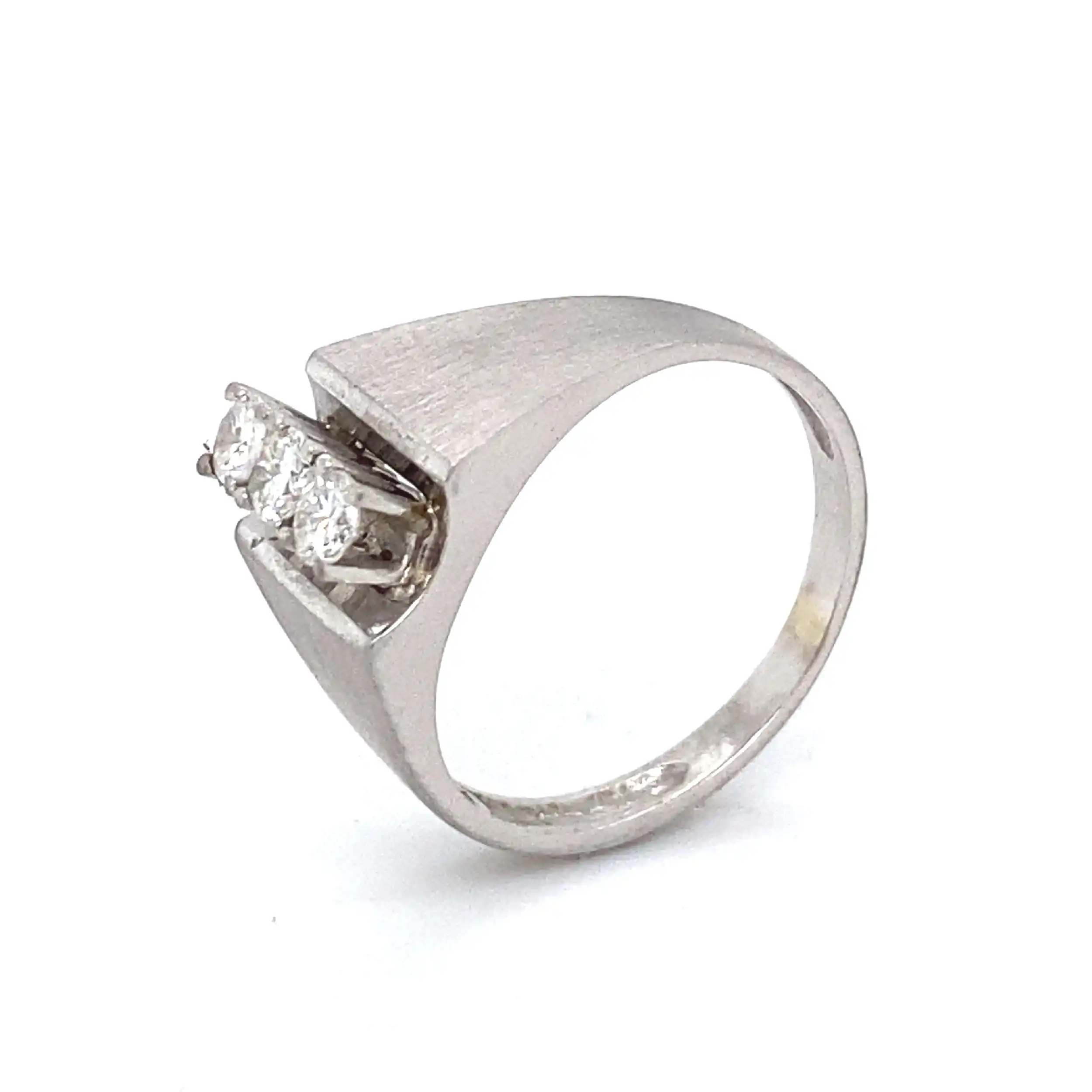 Ring Weißgold mit Brillanten Ring Weißgold mit Brillanten