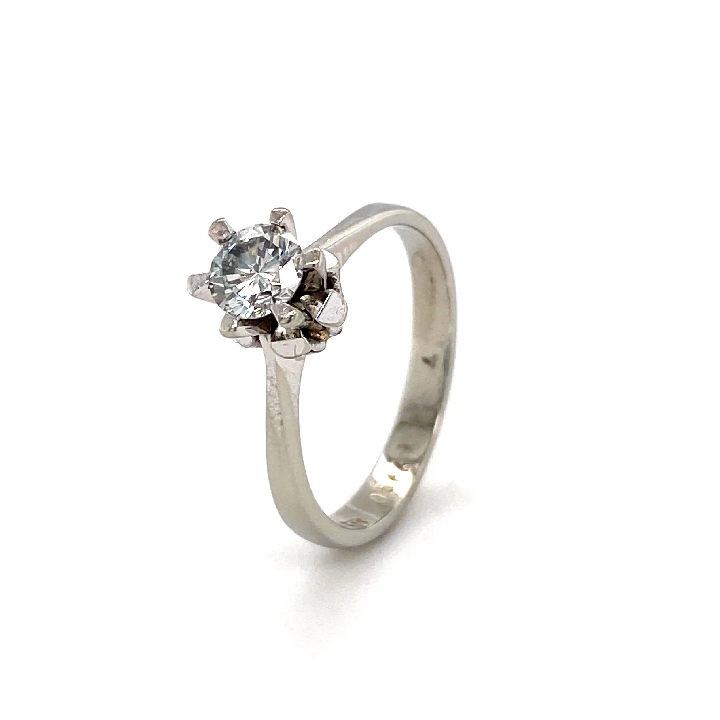 Ring Weißgold mit Brillanten, graviert 0,566ct. Ring Weißgold mit Brillanten, graviert 0,566ct.