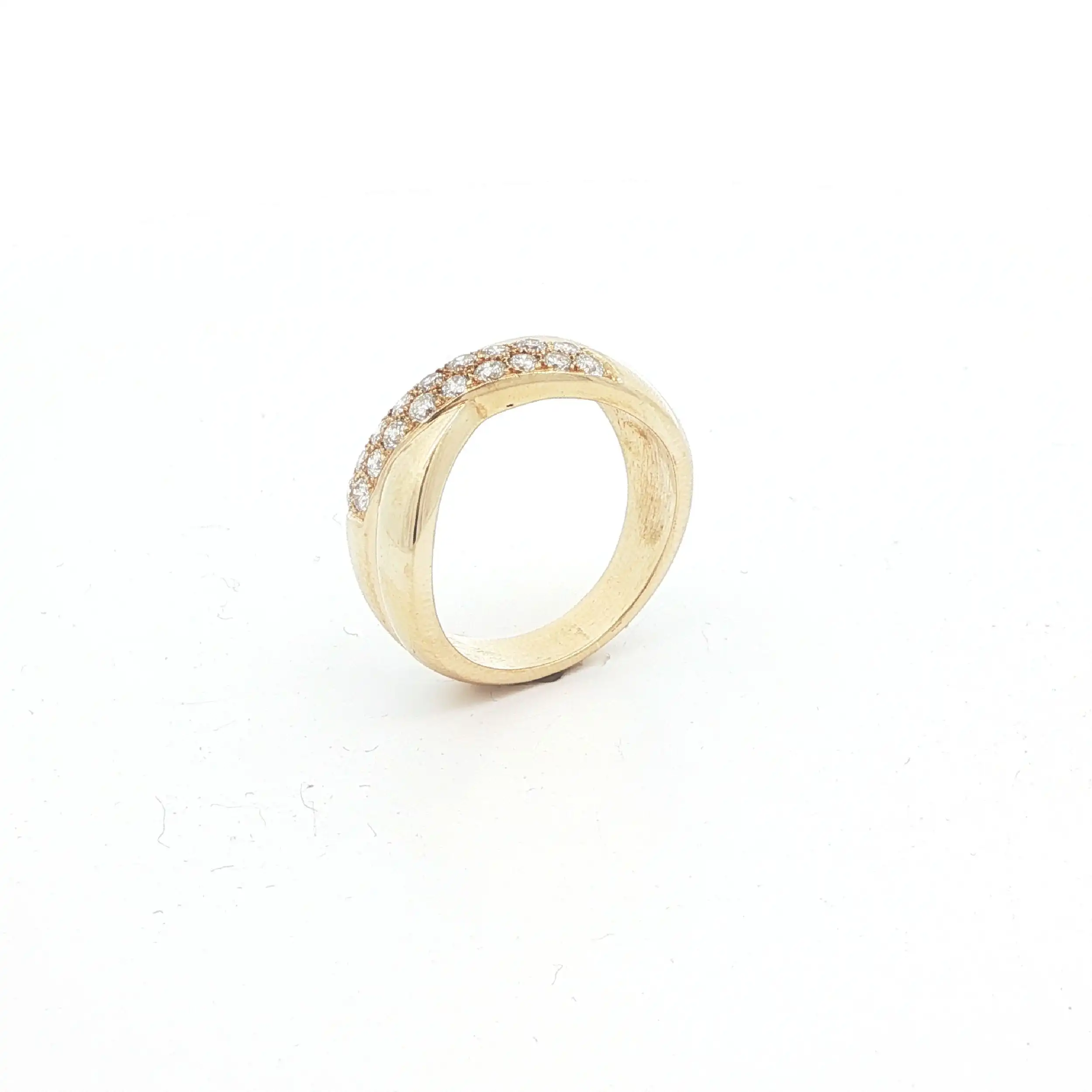 Ring Gelbgold mit Brillanten Ring Gelbgold mit Brillanten