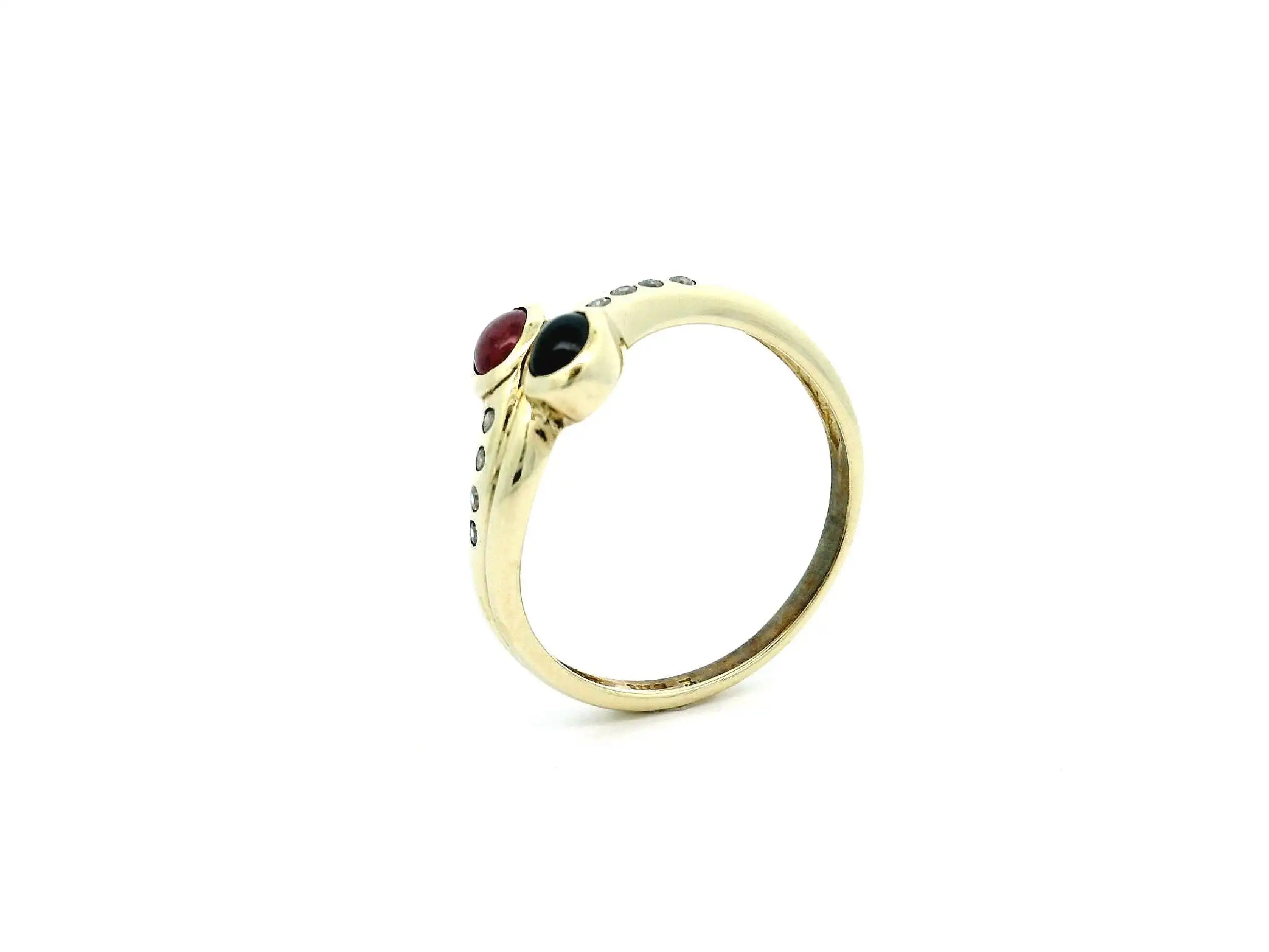 Ring Gelbgold mit Rubin, Saphir Cabochon & Zirkonia Ring Gelbgold mit Rubin, Saphir Cabochon & Zirkonia
