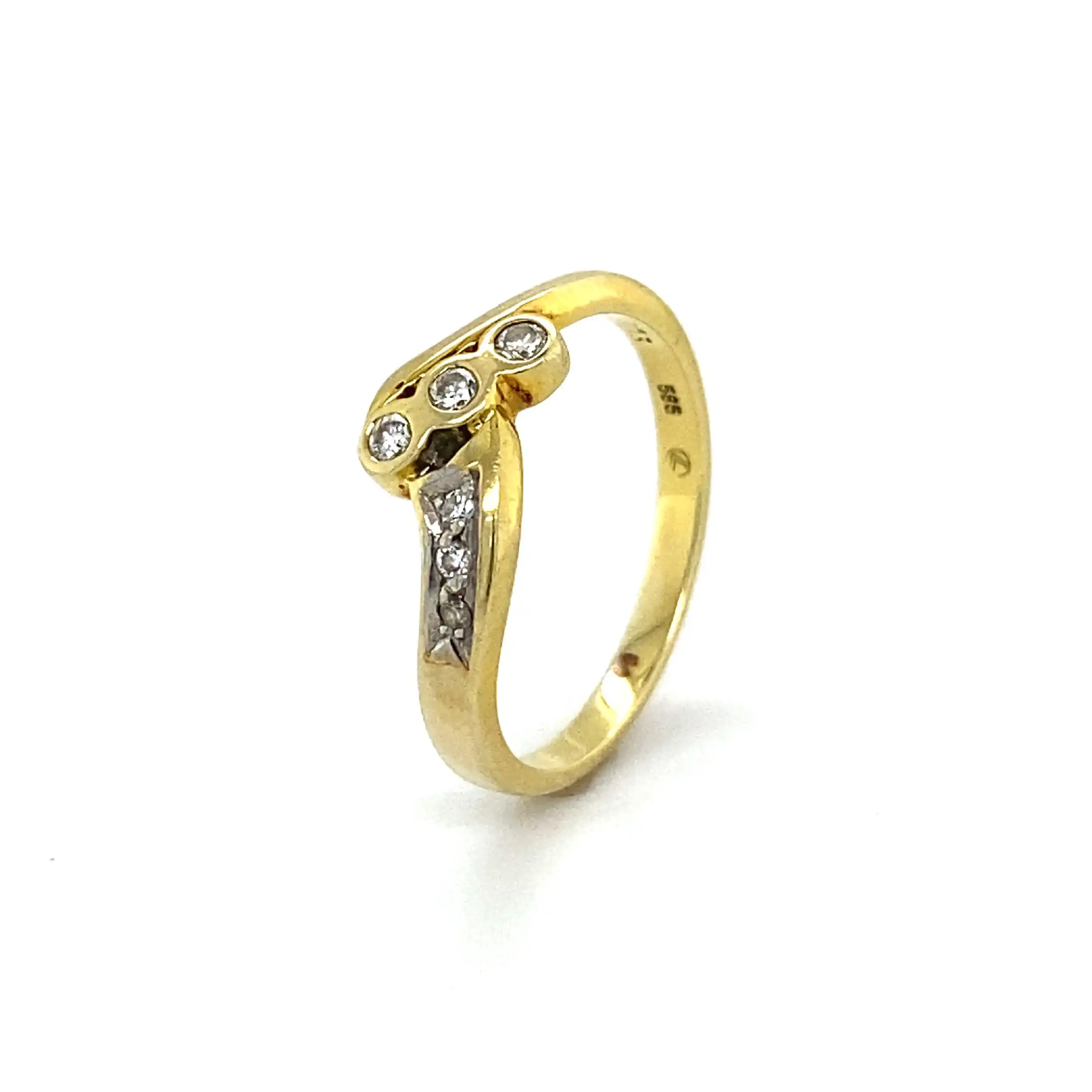 Ring Gelbgold mit Brillanten, graviert mit 0,13ct Ring Gelbgold mit Brillanten, graviert mit 0,13ct