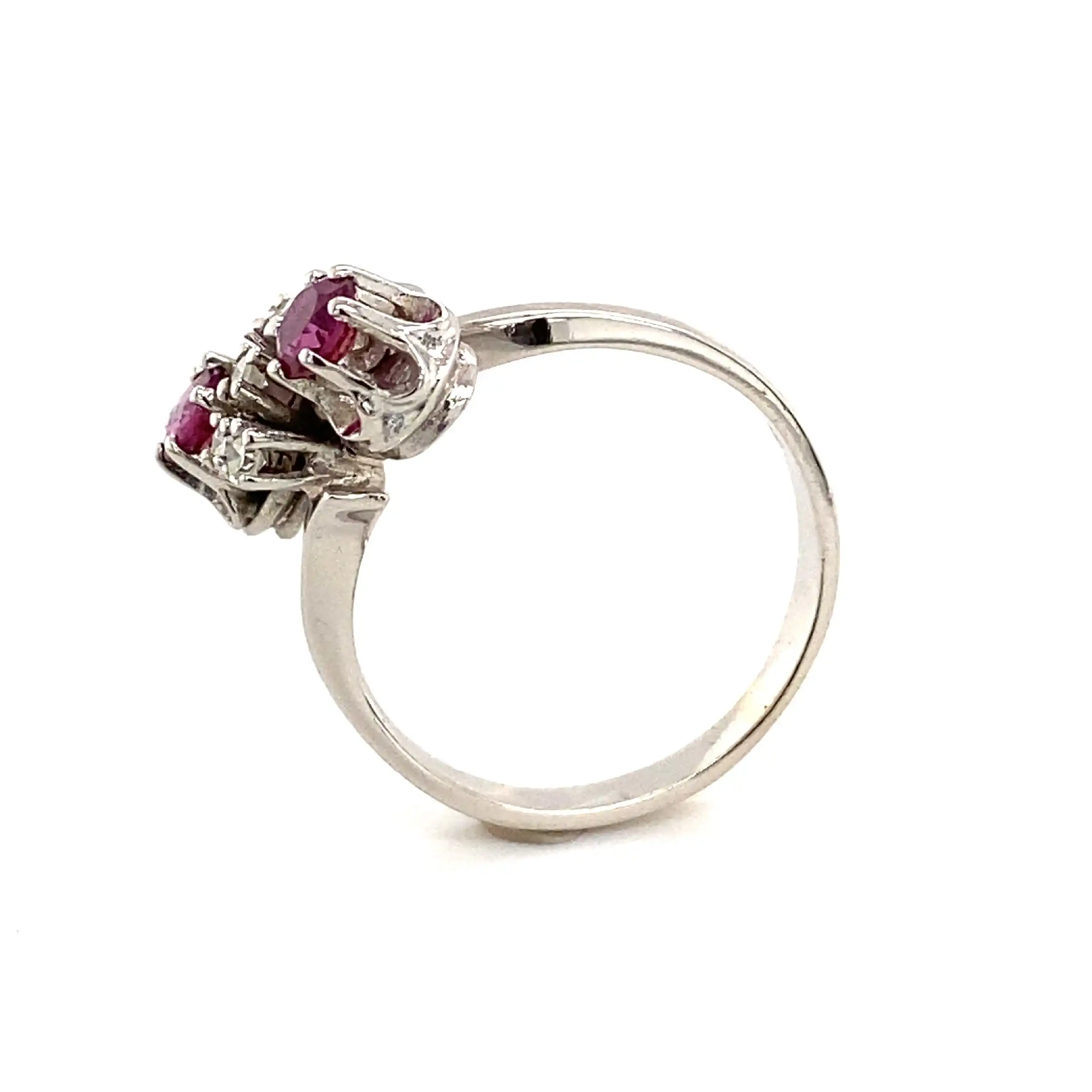 Ring Weißgold mit Rubinen & Diamanten Ring Weißgold mit Rubinen & Diamanten