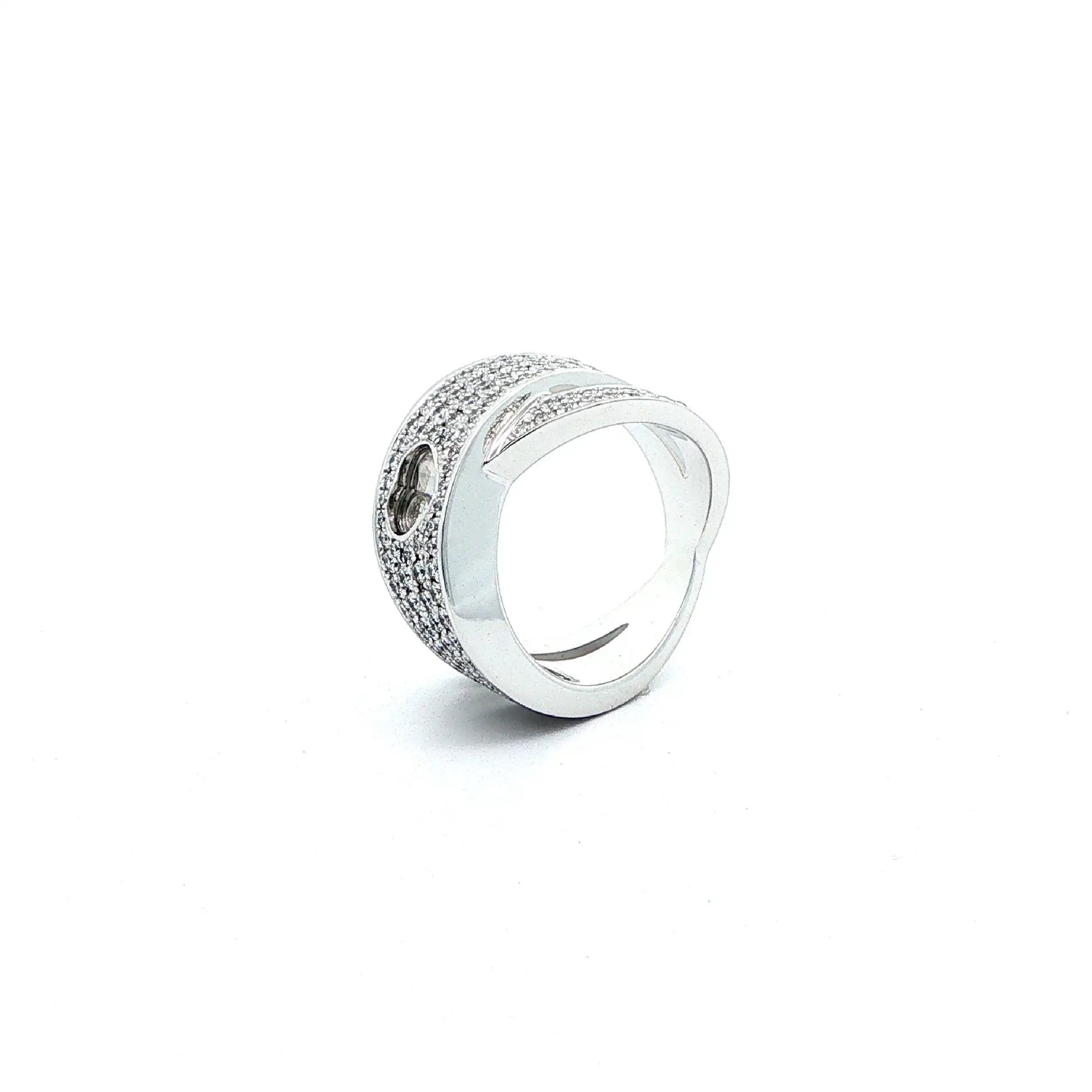 Ring Weißgold Chopard mit Brillanten "Happy Diamonds", mit Garantiekarte Ring Weißgold Chopard mit Brillanten "Happy Diamonds", mit Garantiekarte
