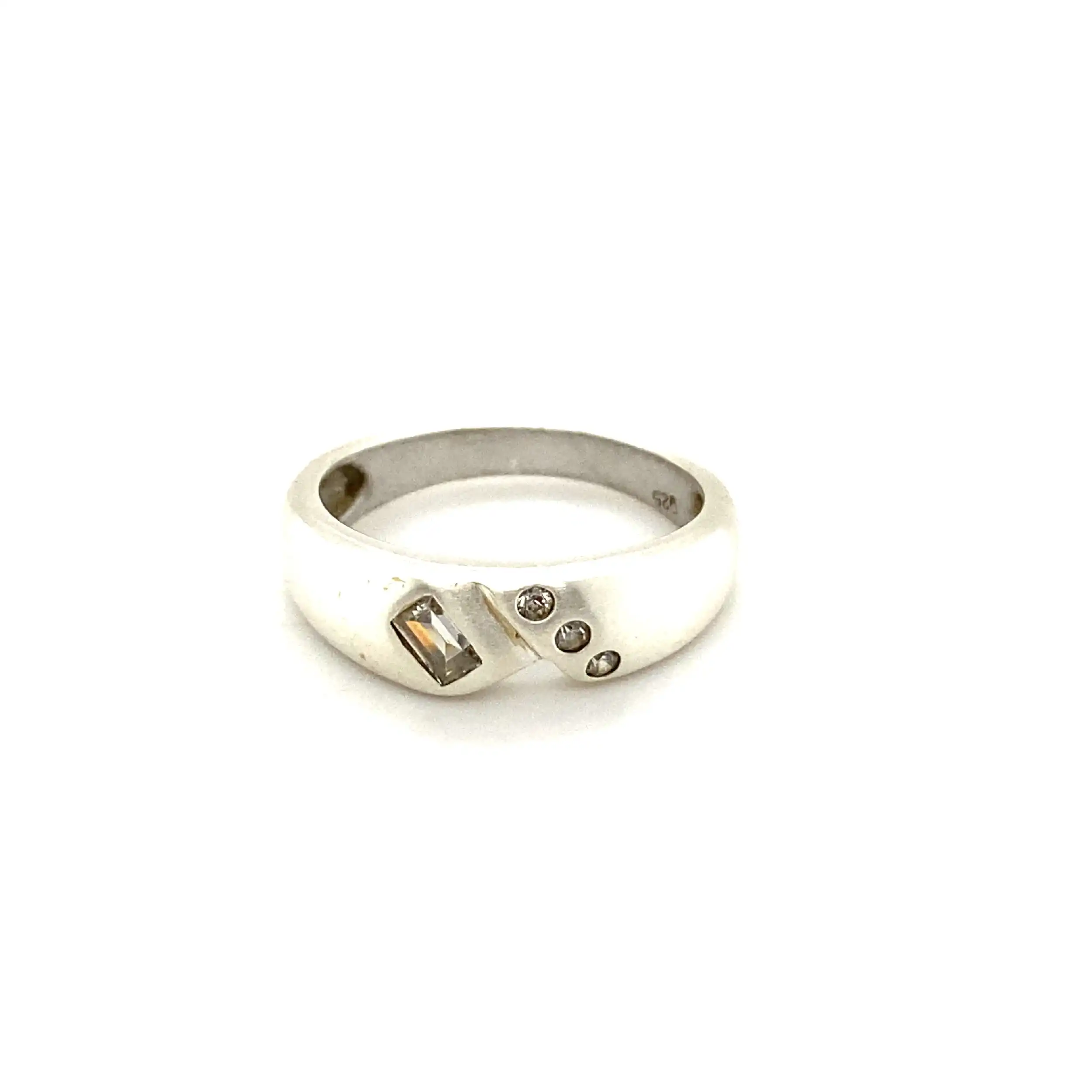 Silberring mit Zirkonia Silberring mit Zirkonia