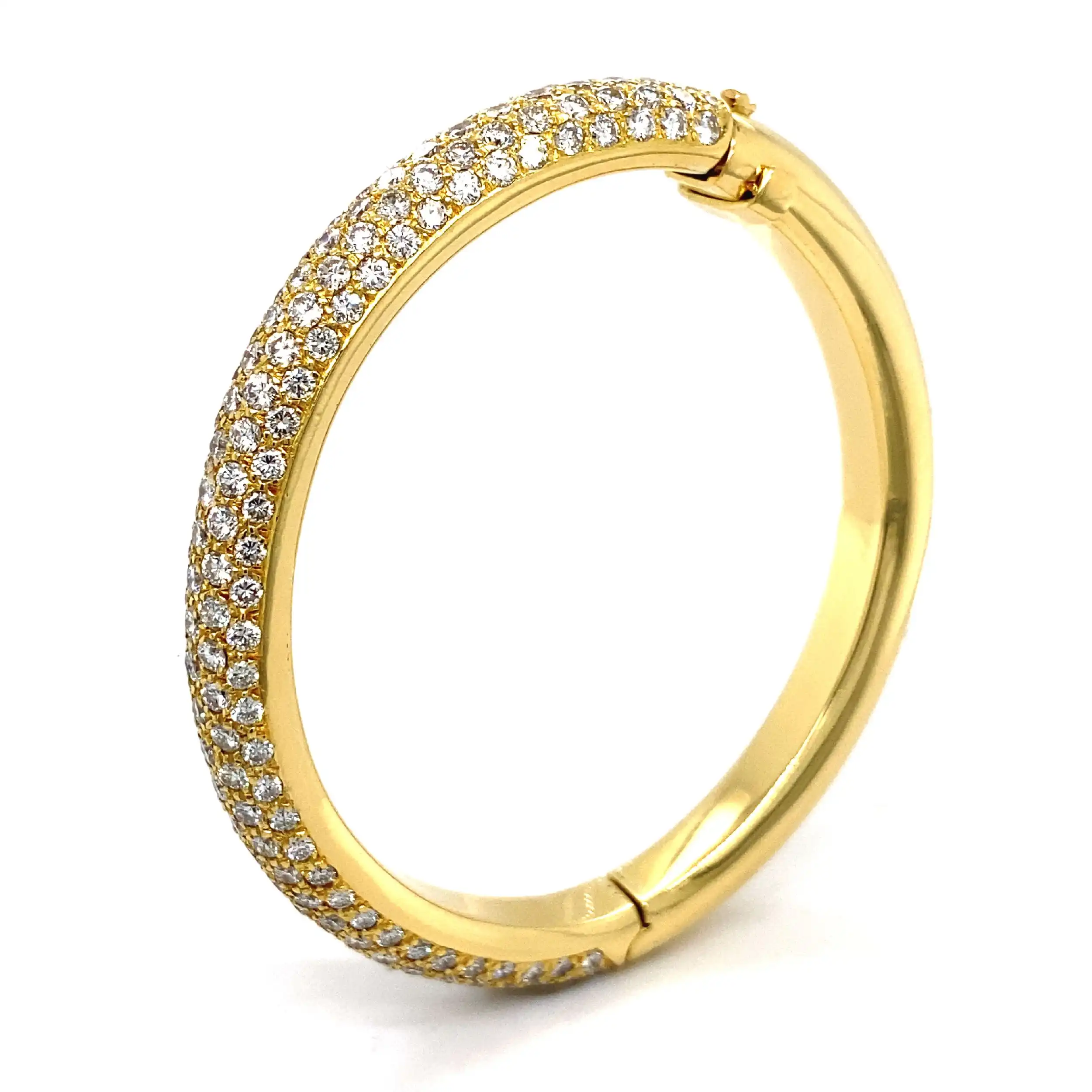 Armreif Gelbgold mit Brillanten Armreif Gelbgold mit Brillanten