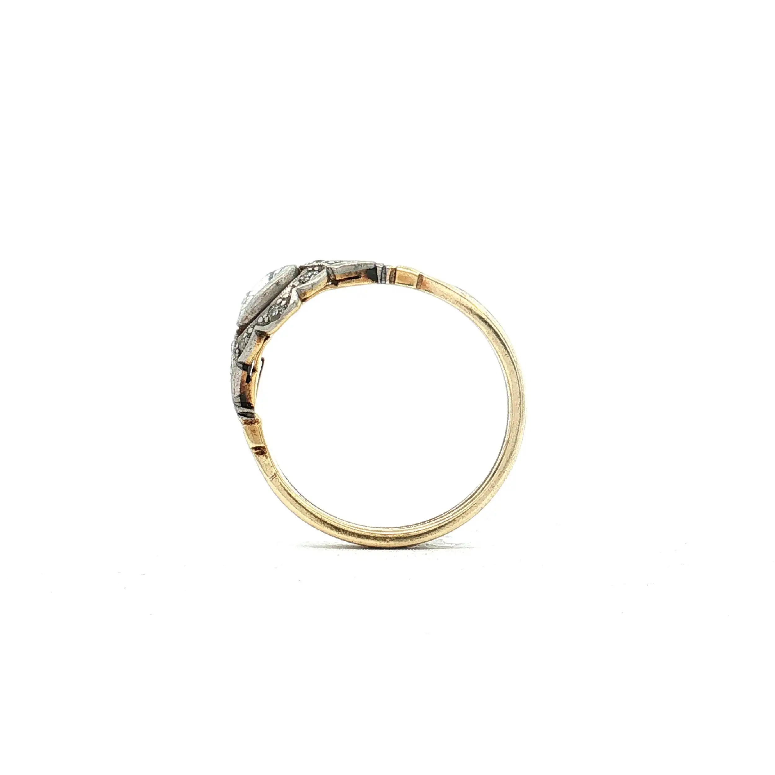 Ring Bicolor mit Altschliff und Diamanten Ring Bicolor mit Altschliff und Diamanten