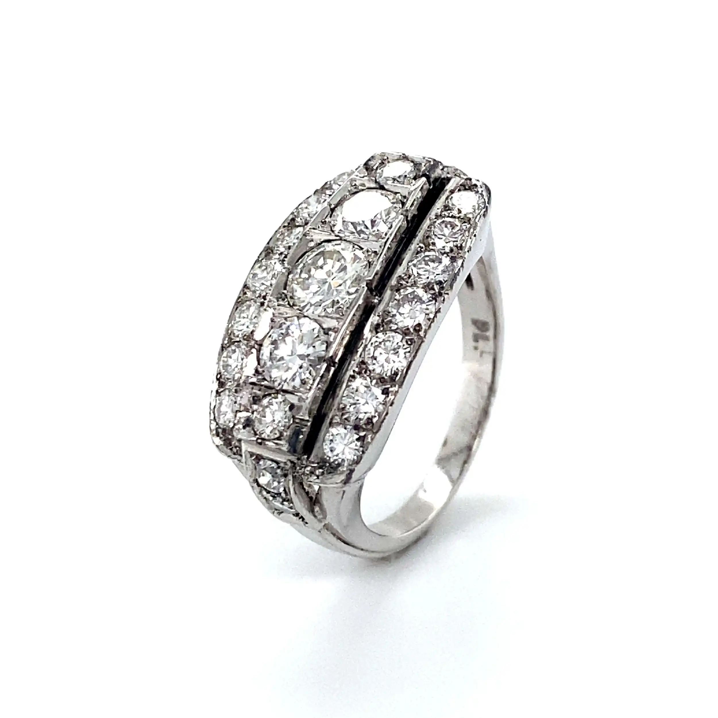 Ring Platin mit Brillanten Ring Platin mit Brillanten
