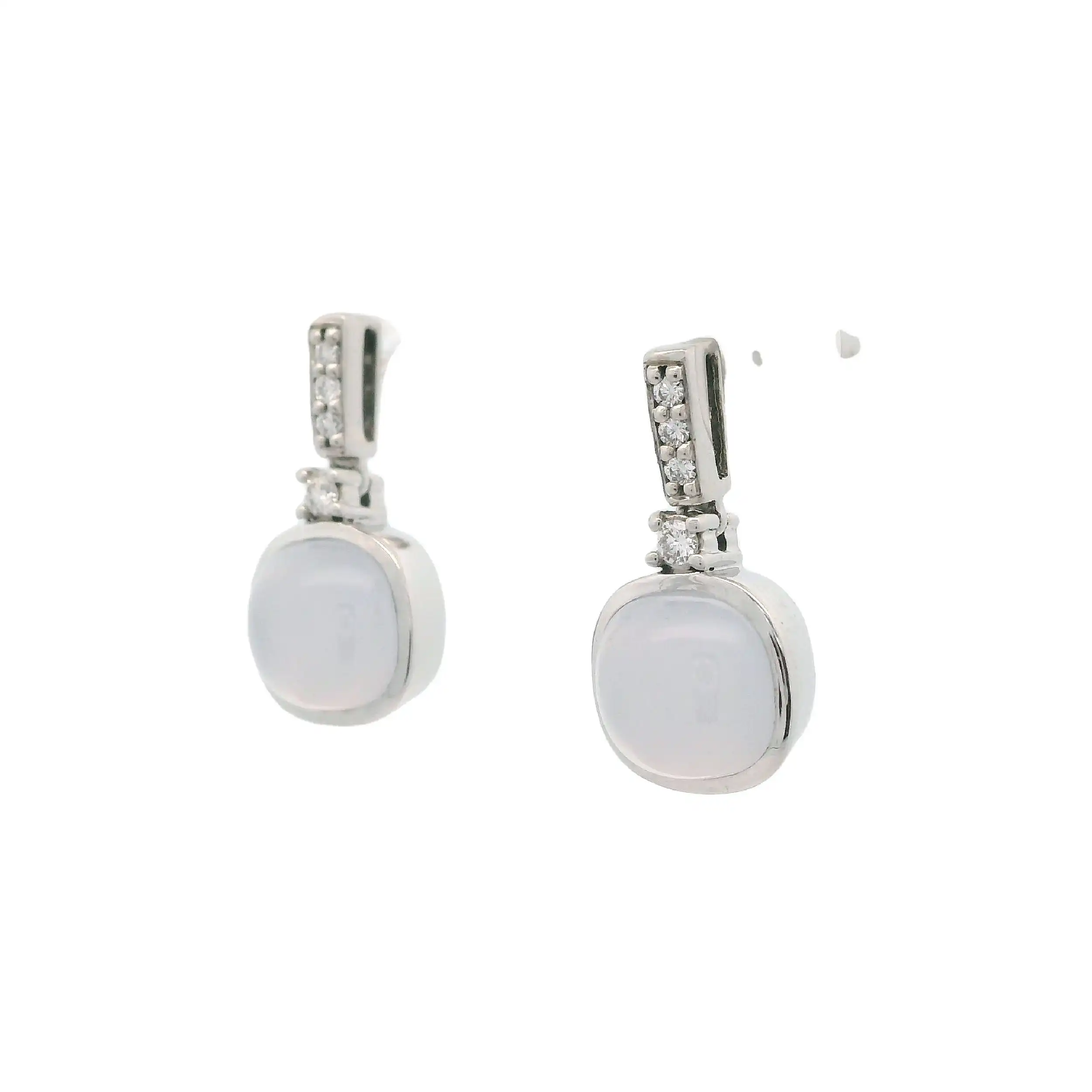 Ohrstecker Weißgold mit Brillanten und Chalcedon Cabochon Ohrstecker Weißgold mit Brillanten und Chalcedon Cabochon