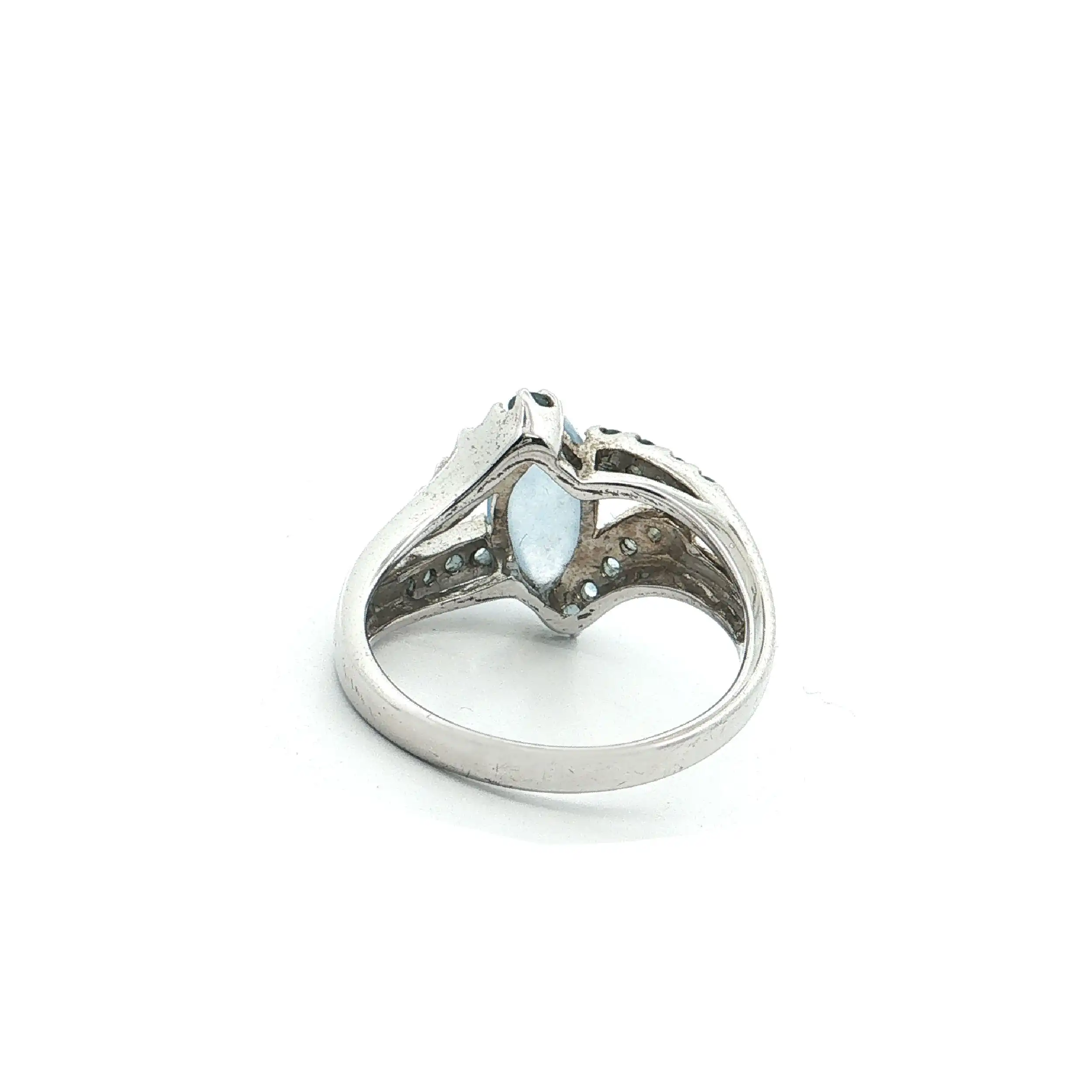 Ring Silber mit blauen Farbsteinen Ring Silber mit blauen Farbsteinen
