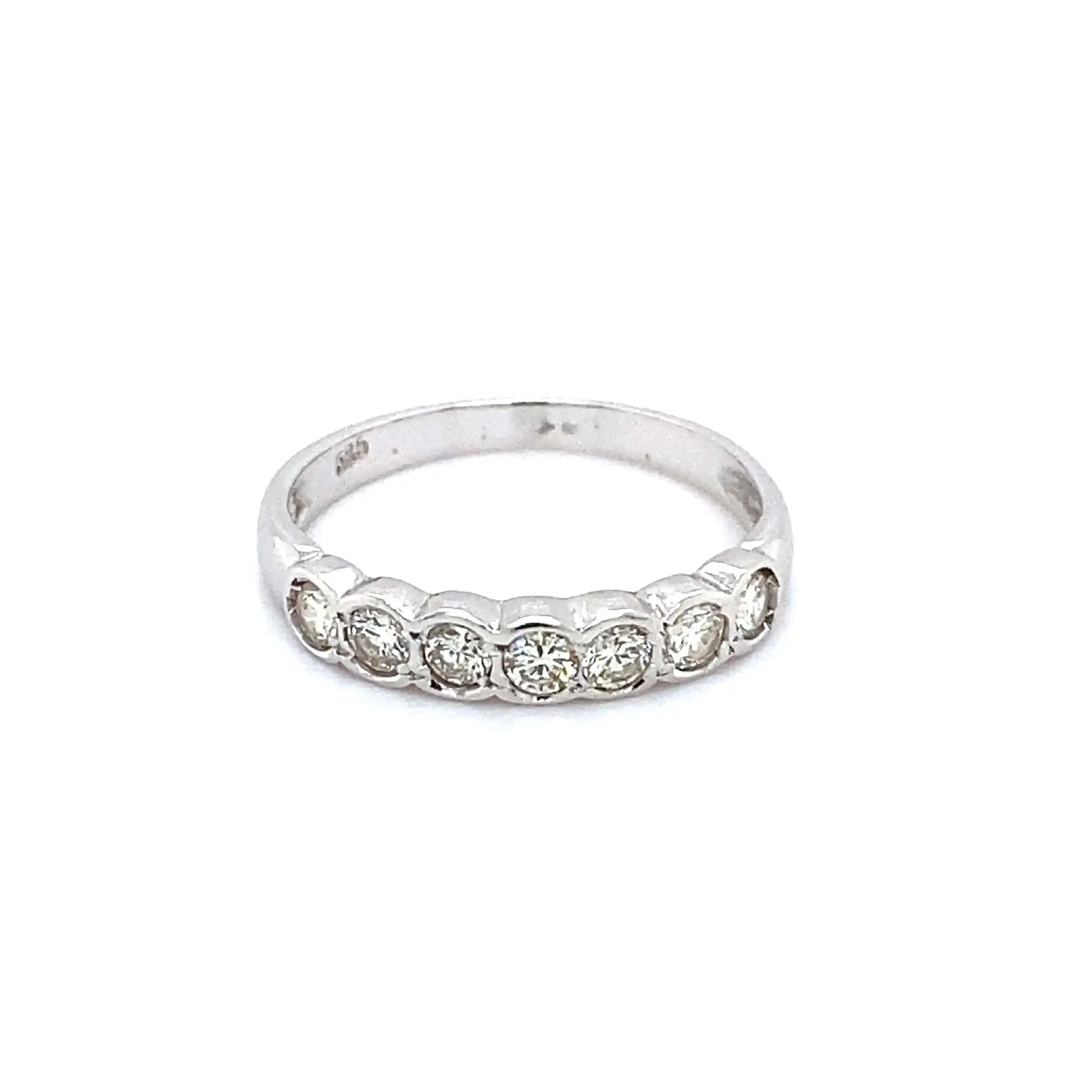 Ring Weißgold mit Brillanten Ring Weißgold mit Brillanten
