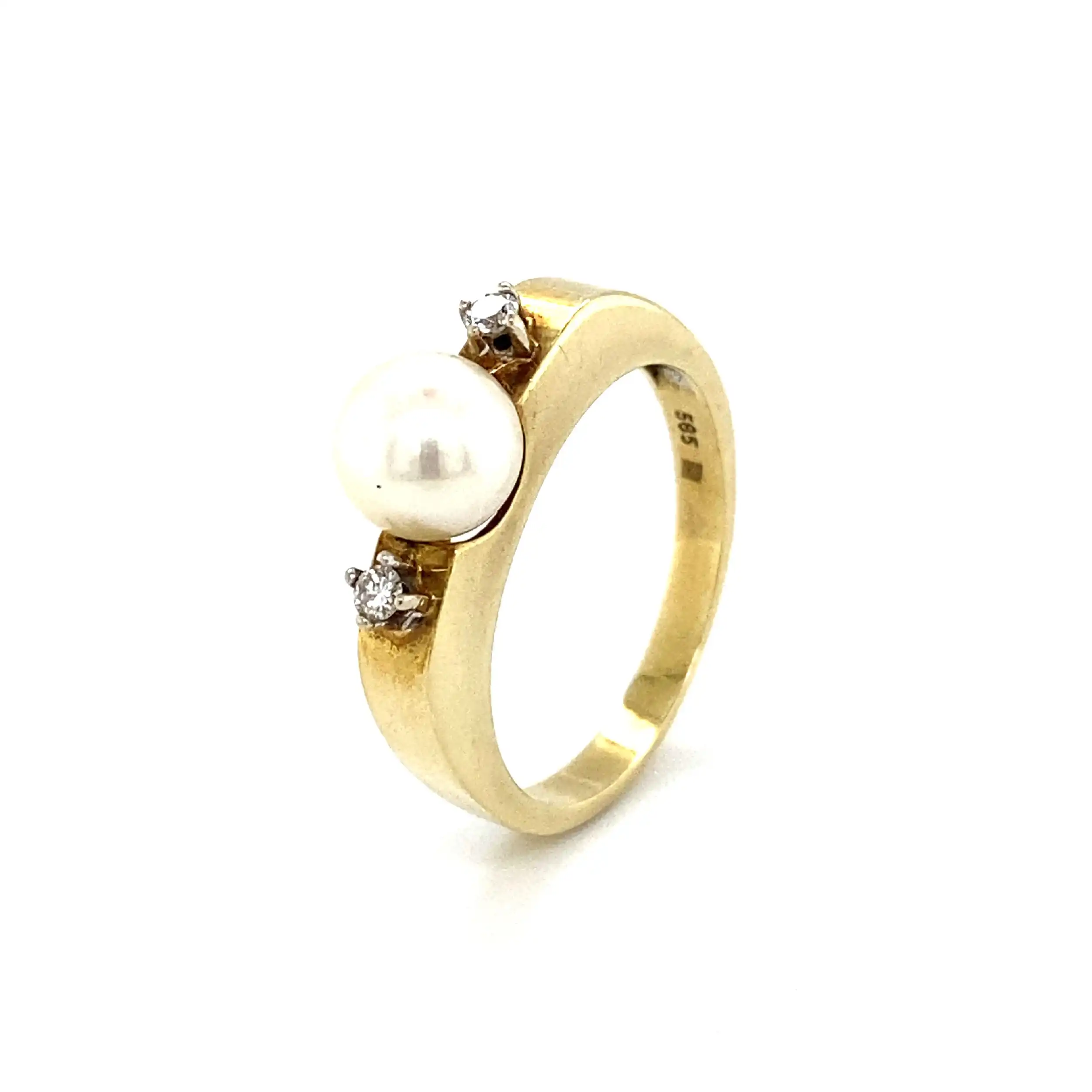 Ring Bicolor mit Perle und Brillanten Ring Bicolor mit Perle und Brillanten