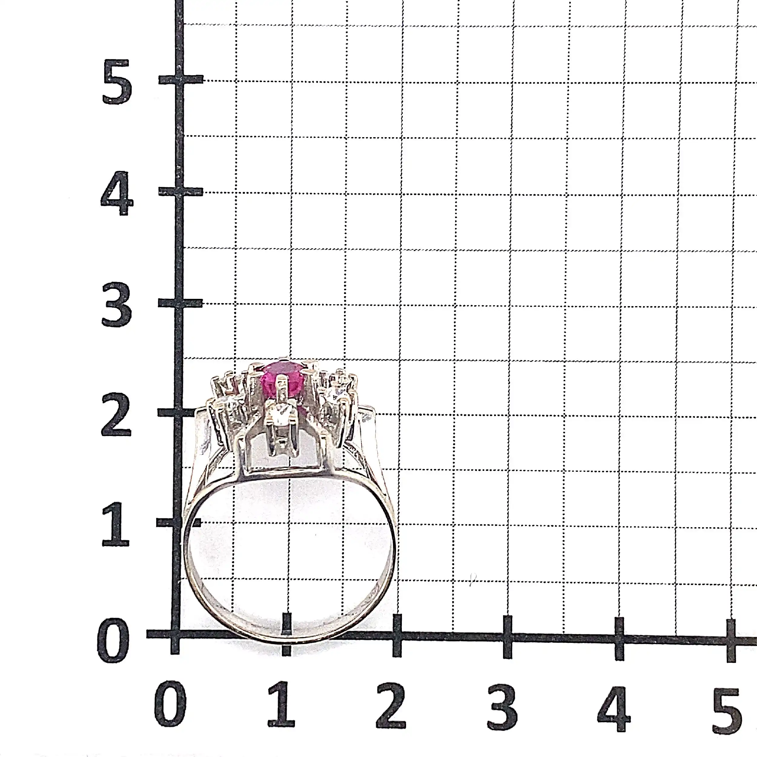 Ring Weißgold mit Rubin und Brillanten Ring Weißgold mit Rubin und Brillanten