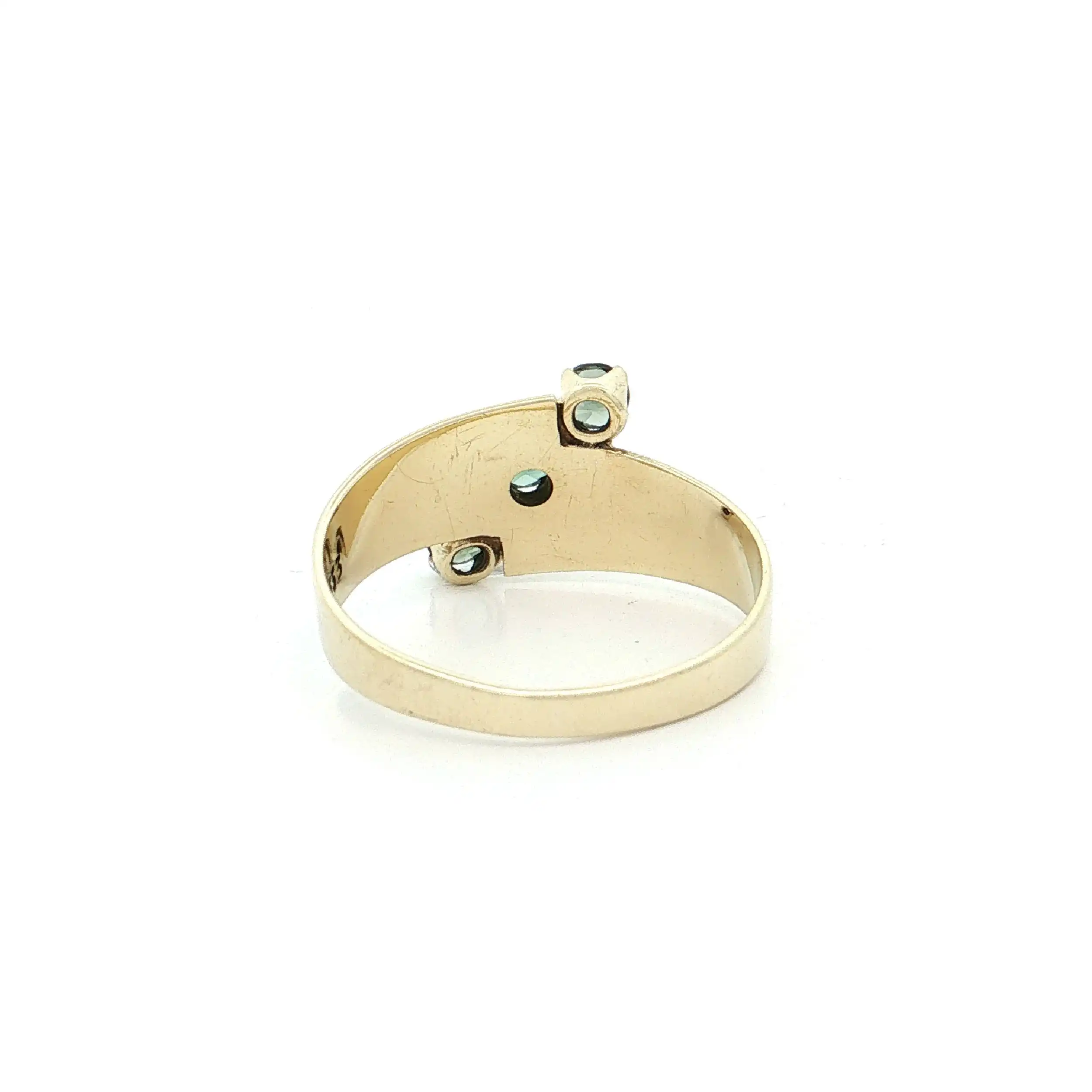 Ring Gelbgold mit grünen Farbsteinen