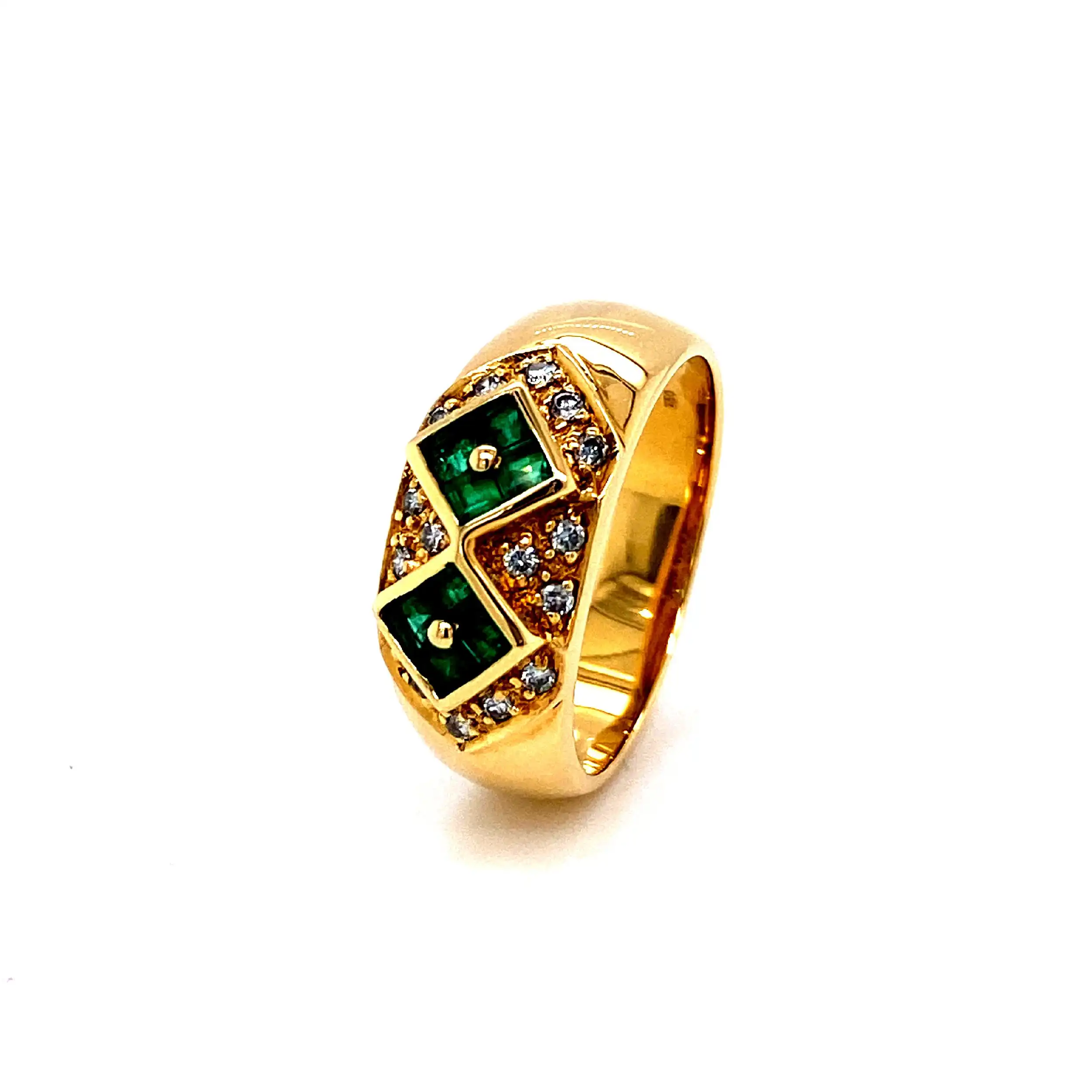 Ring Gelbgold mit Brillanten und Smaragd Ring Gelbgold mit Brillanten und Smaragd