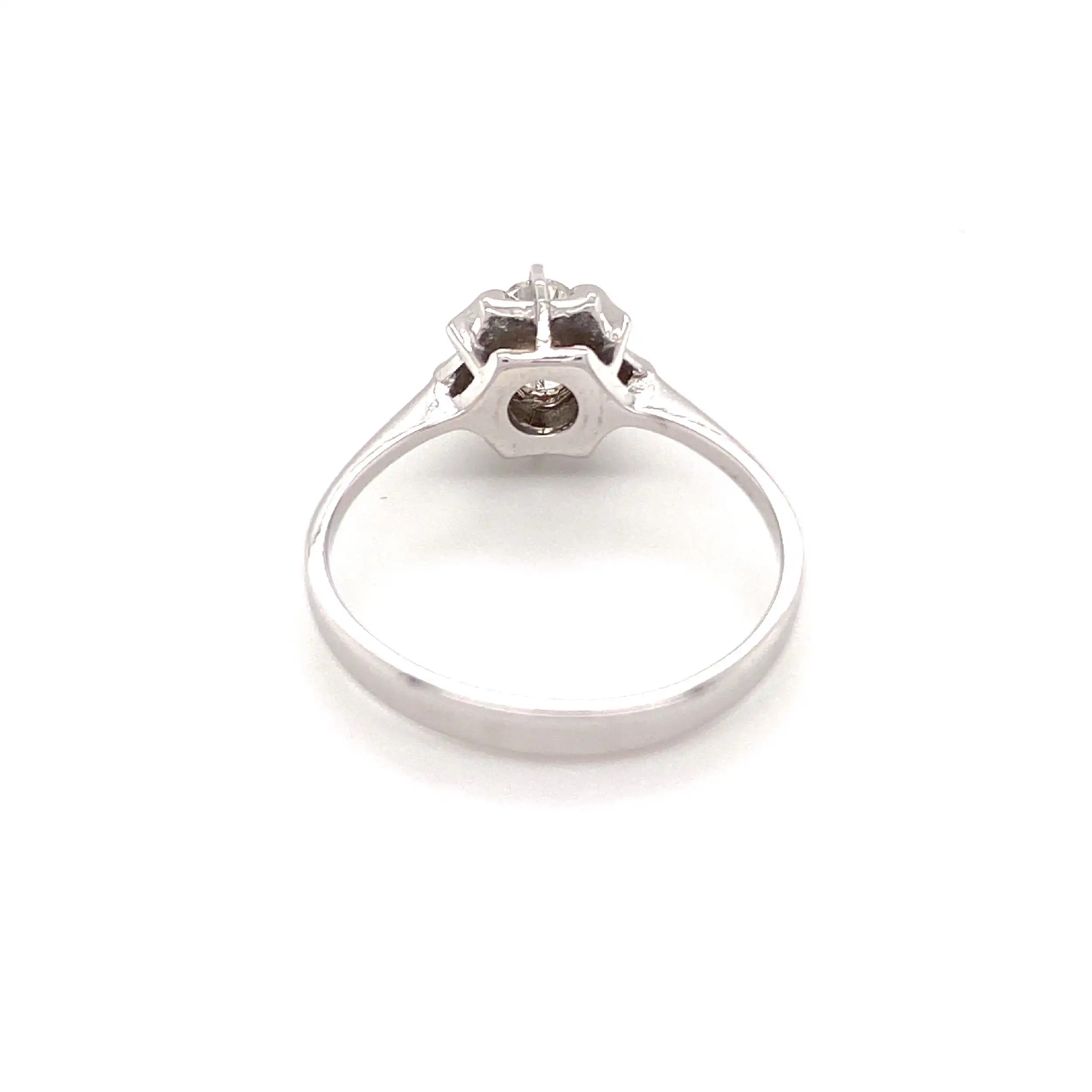 Ring Weißgold mit Brillant Ring Weißgold mit Brillant