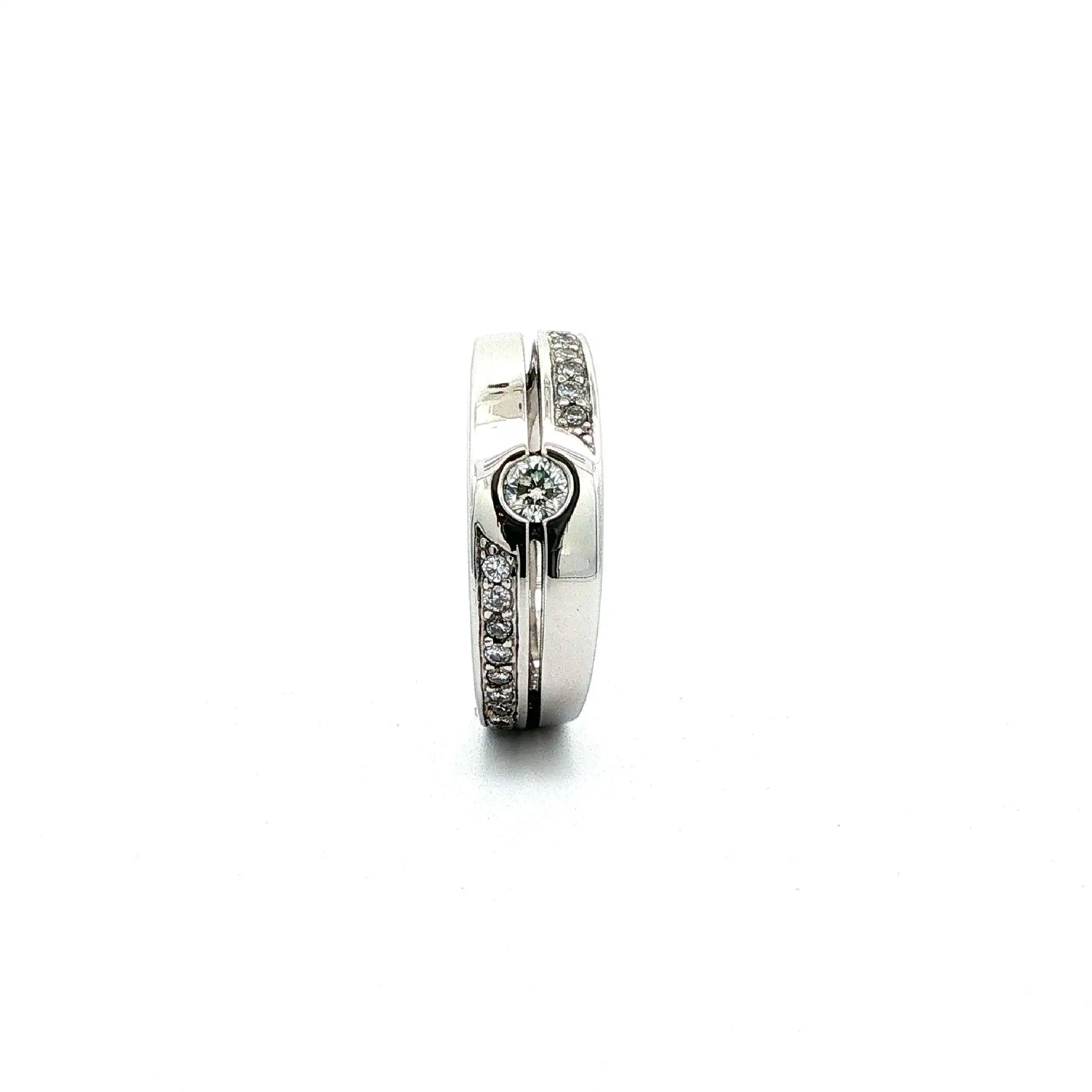 Ring Weißgold mit Brillanten, graviert mit 0,48ct.