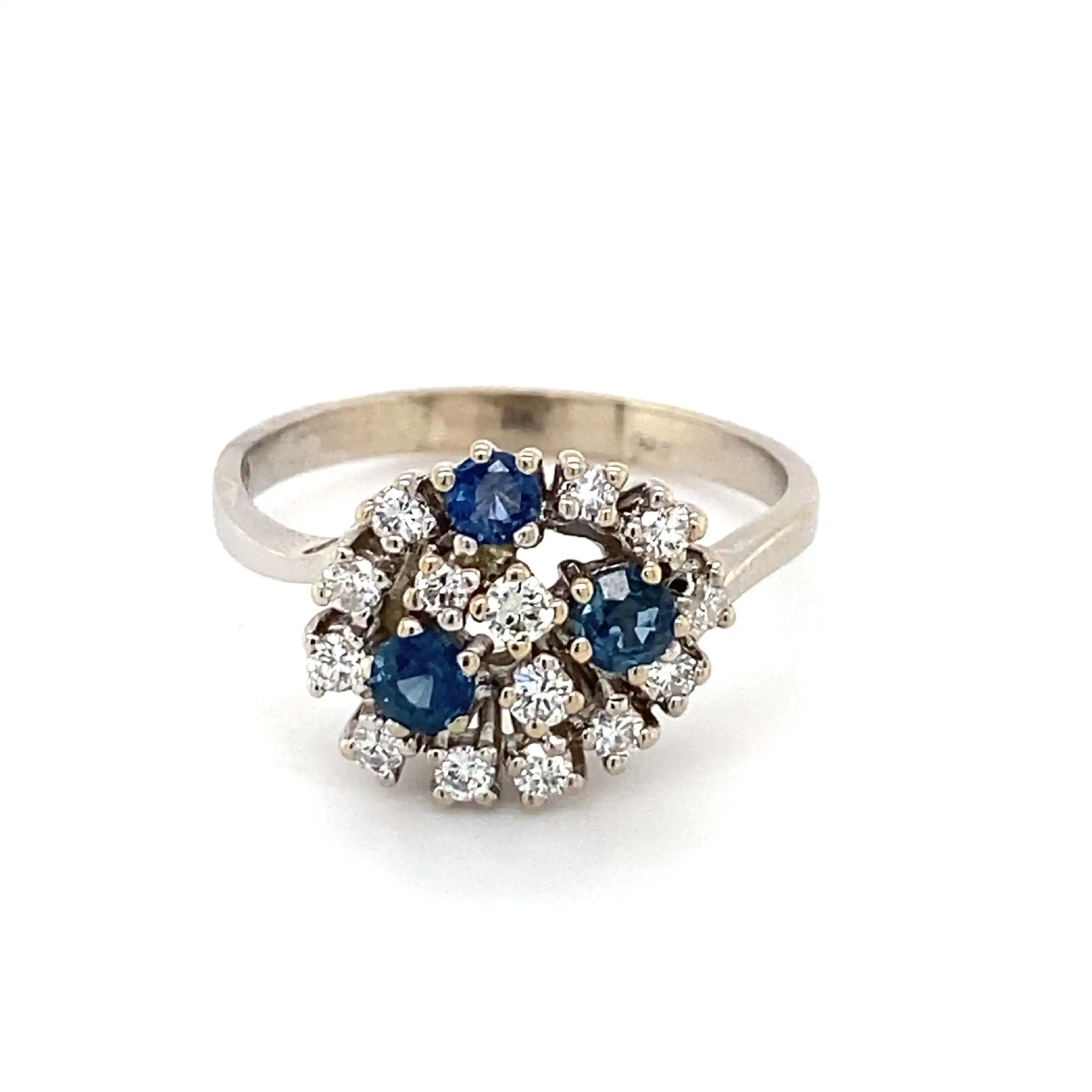 Ring Weißgold mit Brillanten und Saphiren Ring Weißgold mit Brillanten und Saphiren