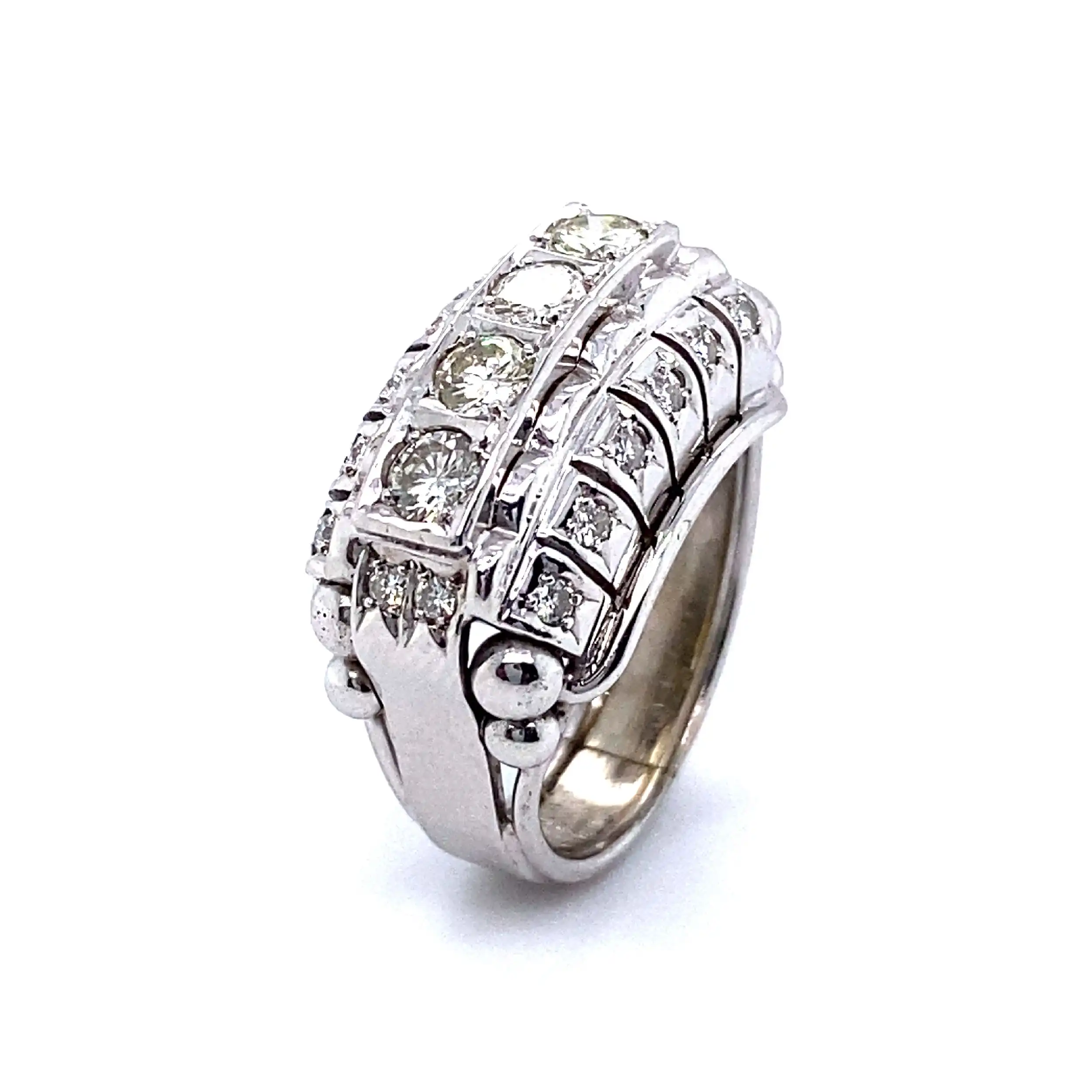Ring Weißgold mit 20 Brillanten Ring Weißgold mit 20 Brillanten
