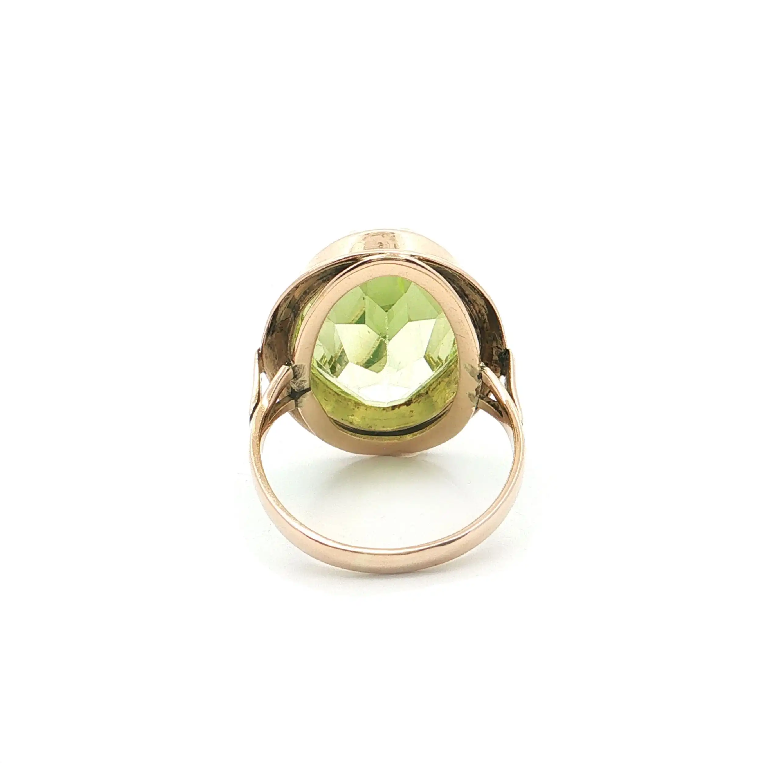 Ring Gelbgold mit synthetischem Spinell