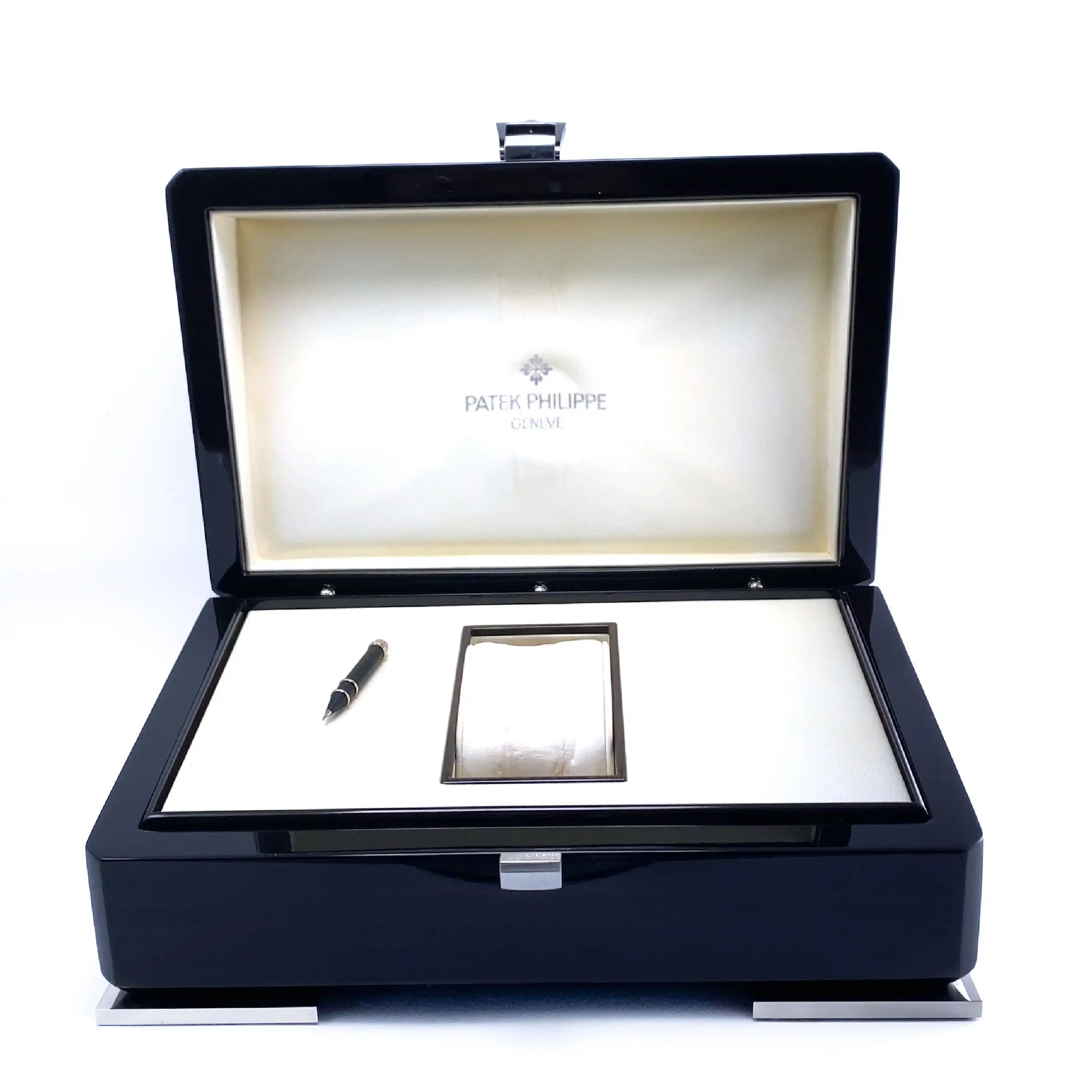 Herrenuhr Patek Philippe Annual Calendar Chronograph Platin Herrenuhr Patek Philippe Annual Calendar Chronograph Platin