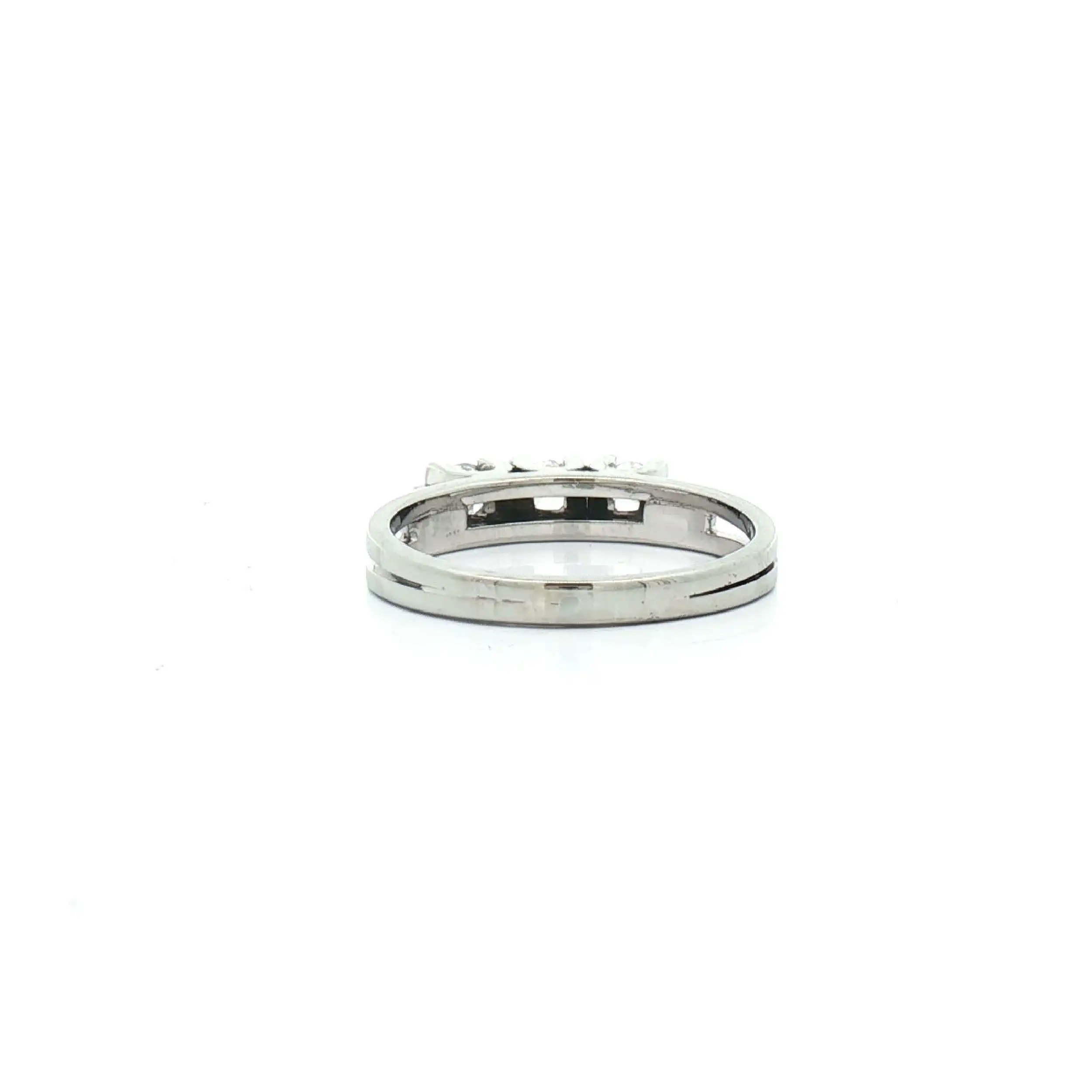 WG Ring mit Brillanten WG Ring mit Brillanten