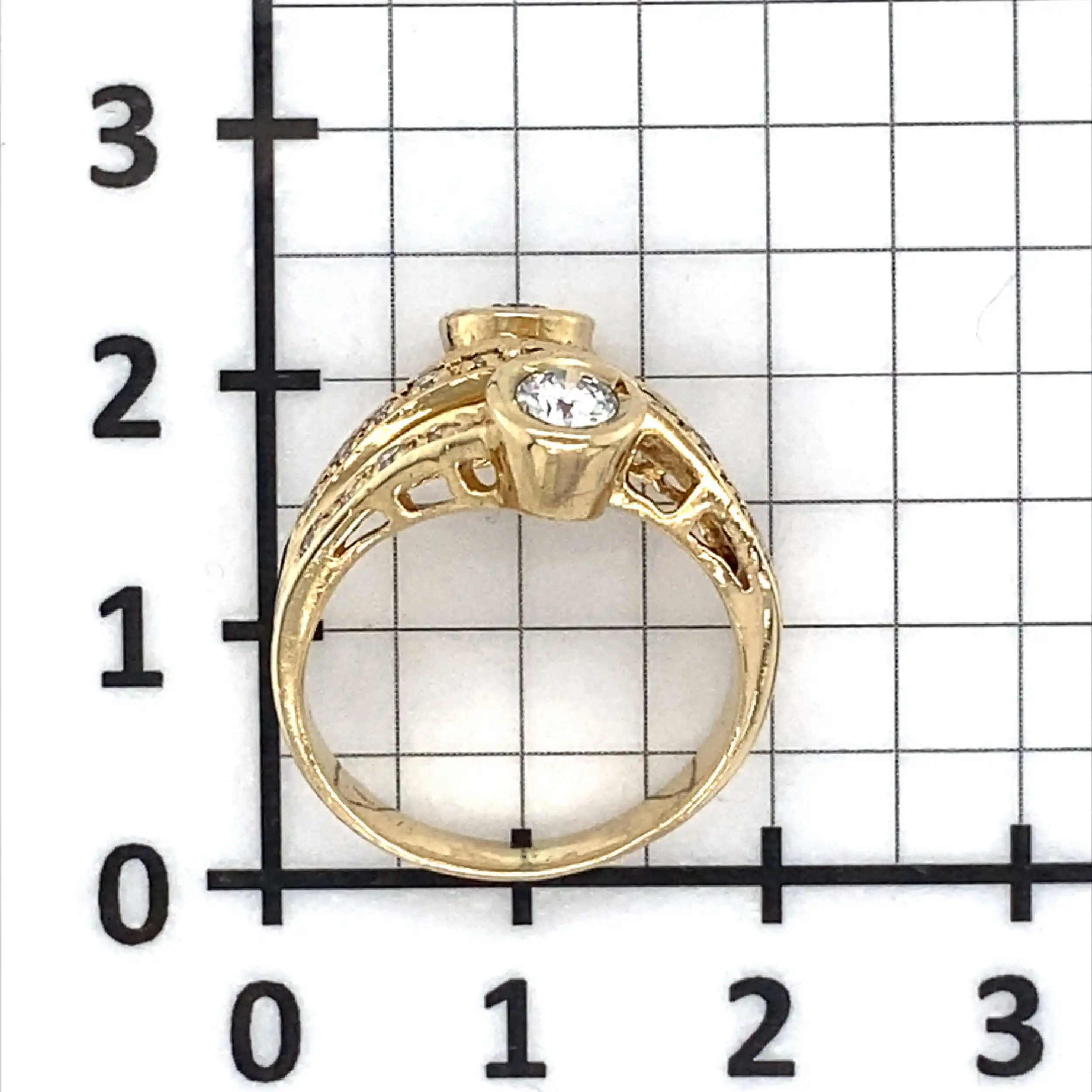 Ring Gelbgold mit Brillanten und Diamanten Ring Gelbgold mit Brillanten und Diamanten