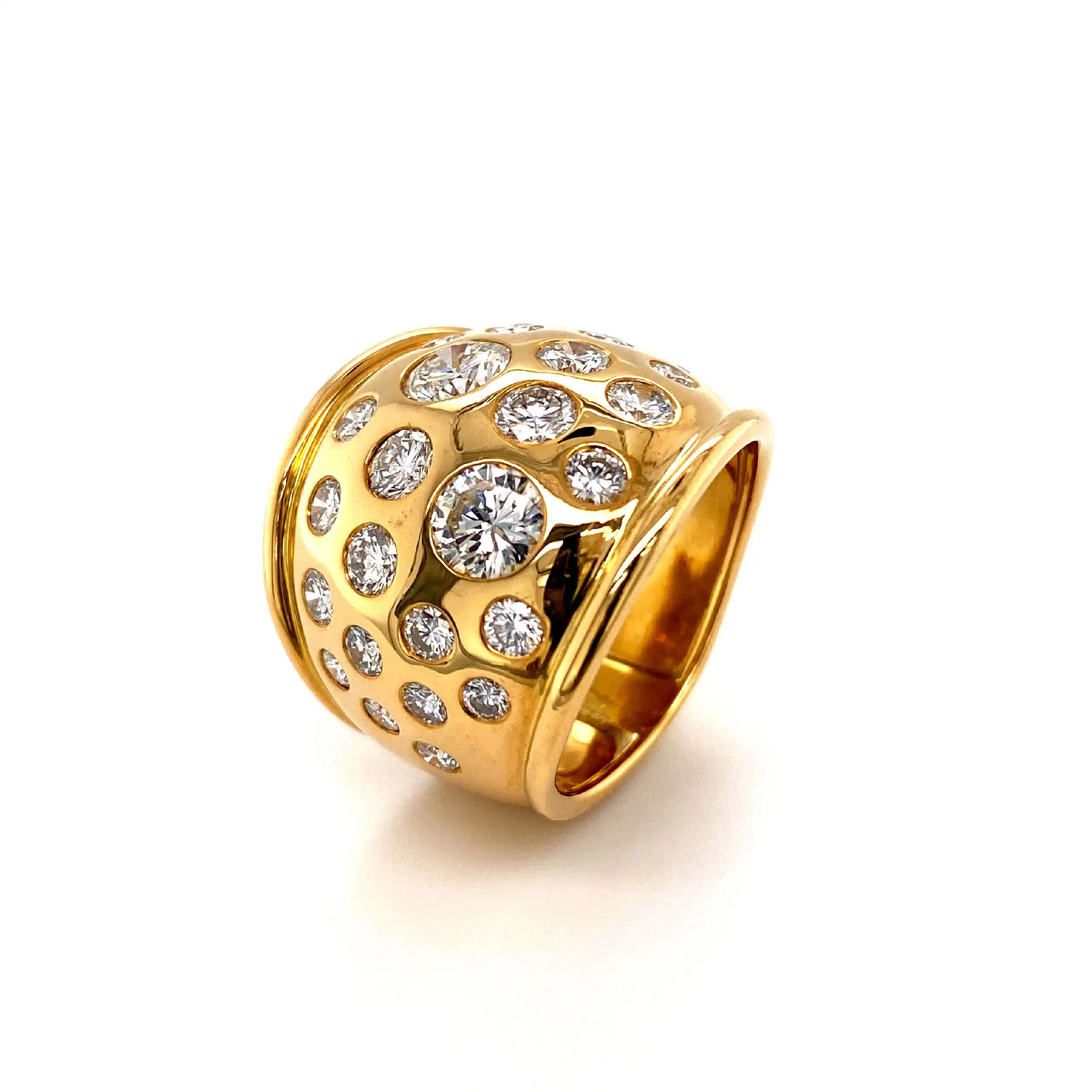 Ring Gelbgold Sternenhimmel mit Brillanten Ring Gelbgold Sternenhimmel mit Brillanten