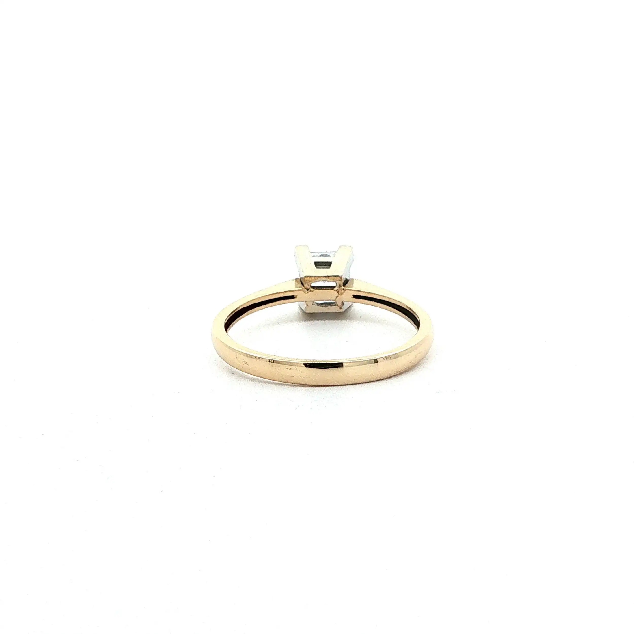 Ring Bicolor mit Carré-Zirkonia Ring Bicolor mit Carré-Zirkonia
