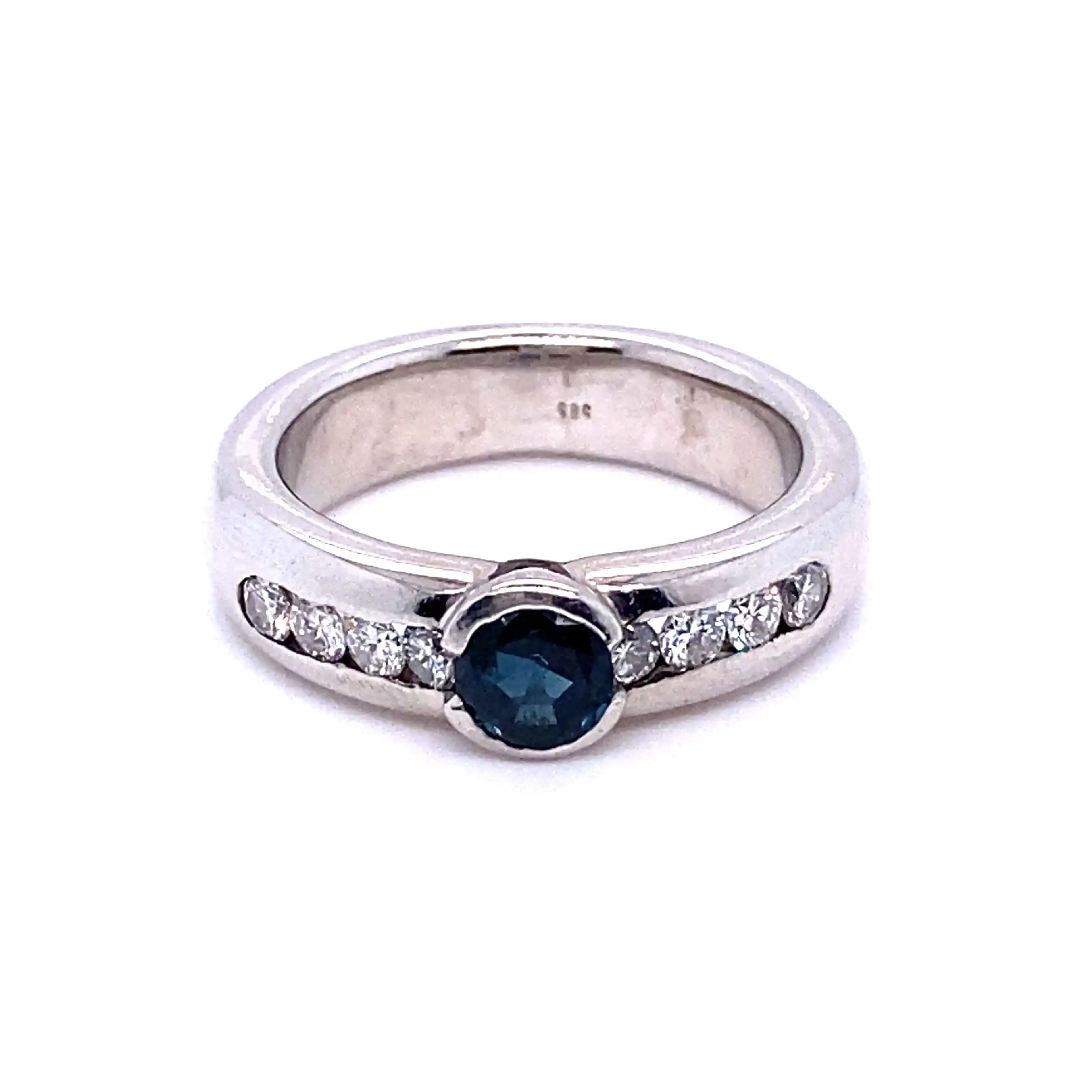 Ring Weißgold mit Saphir und Brillanten Ring Weißgold mit Saphir und Brillanten