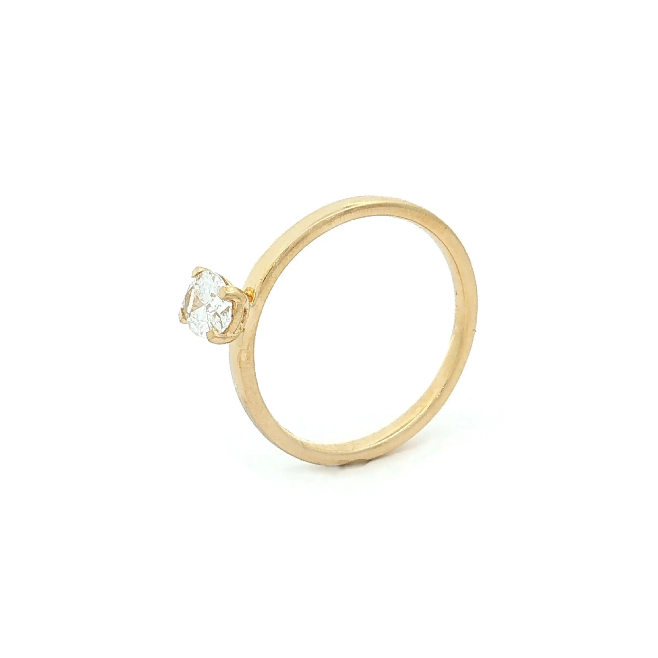Solitärring Gelbgold mit Labgrown Diamond im Ovalschliff, graviert mit 0,5ct
