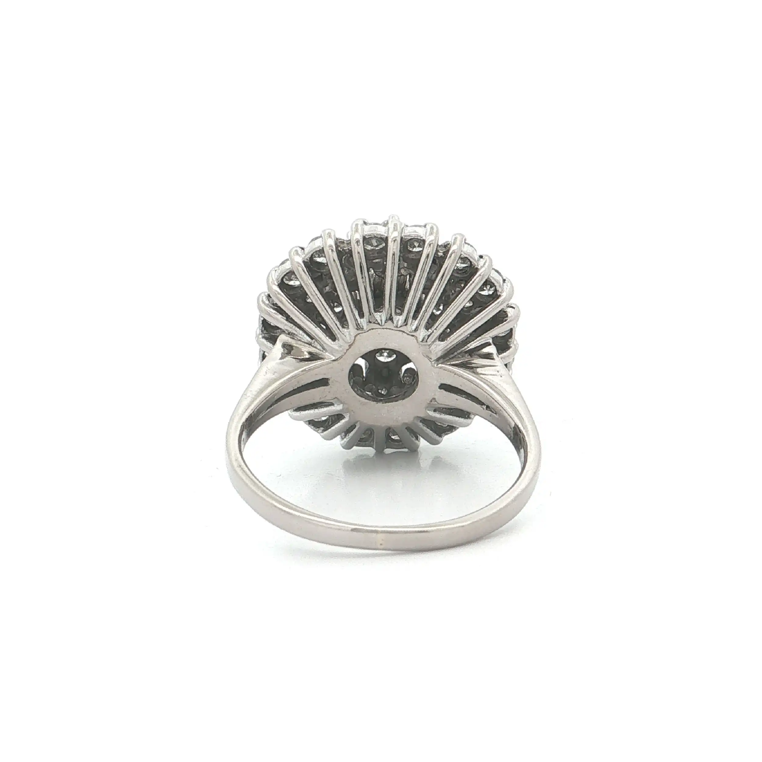 Ring Weißgold mit Brillanten, graviert mit 2ct