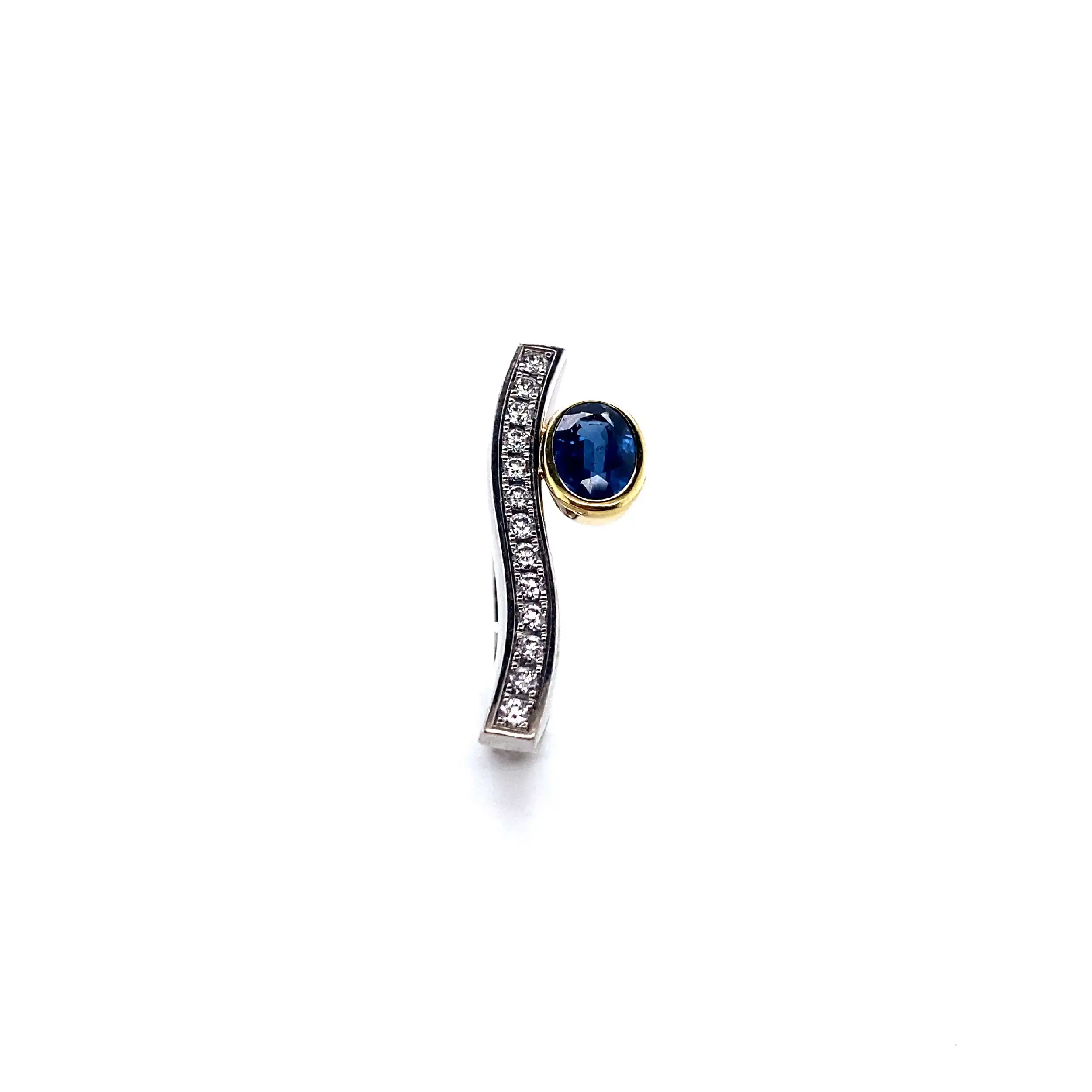 Ring Bicolor mit Brillanten und Saphir