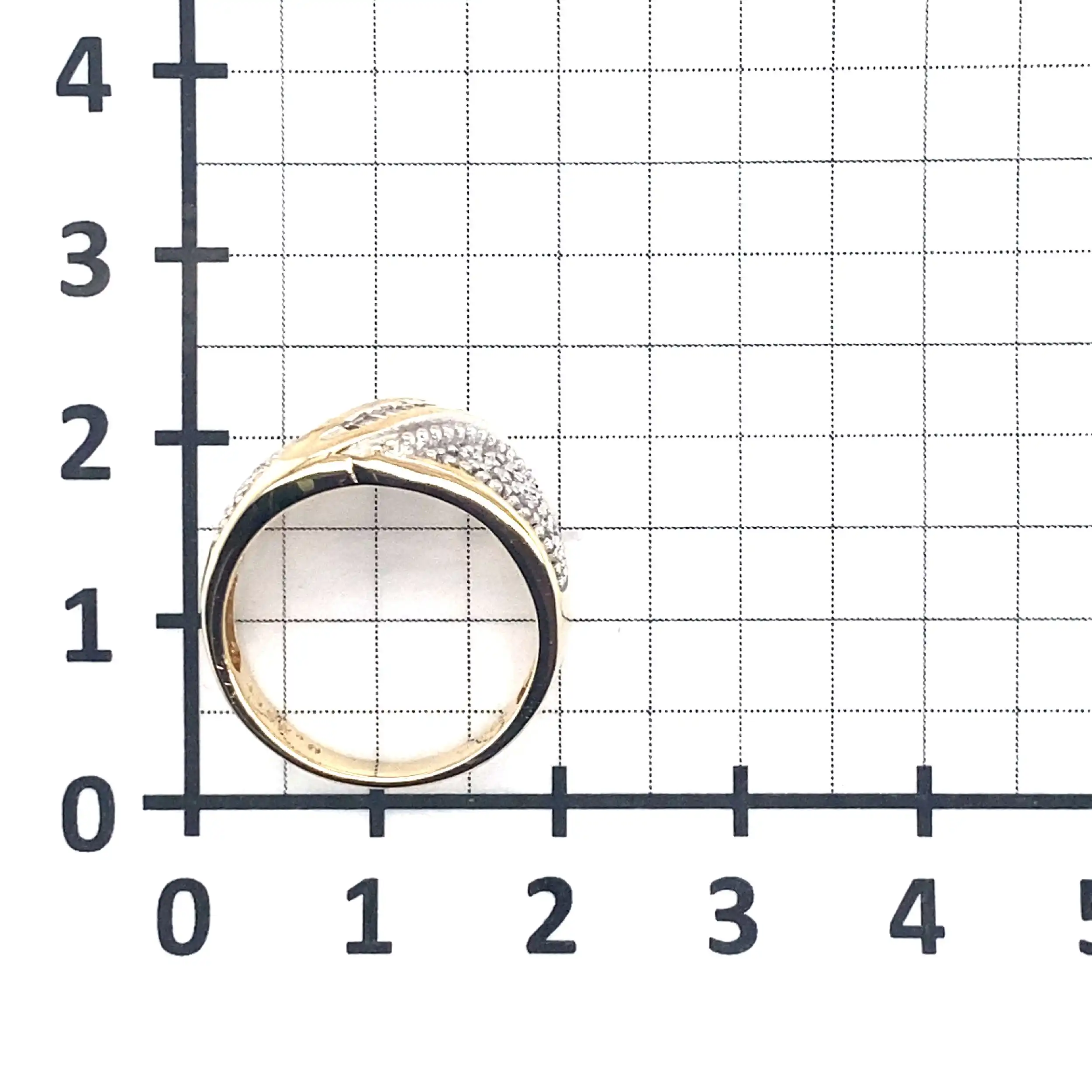 Ring mit Diamanten und Baguette Diamanten, graviert mit 0,25ct Ring mit Diamanten und Baguette Diamanten, graviert mit 0,25ct