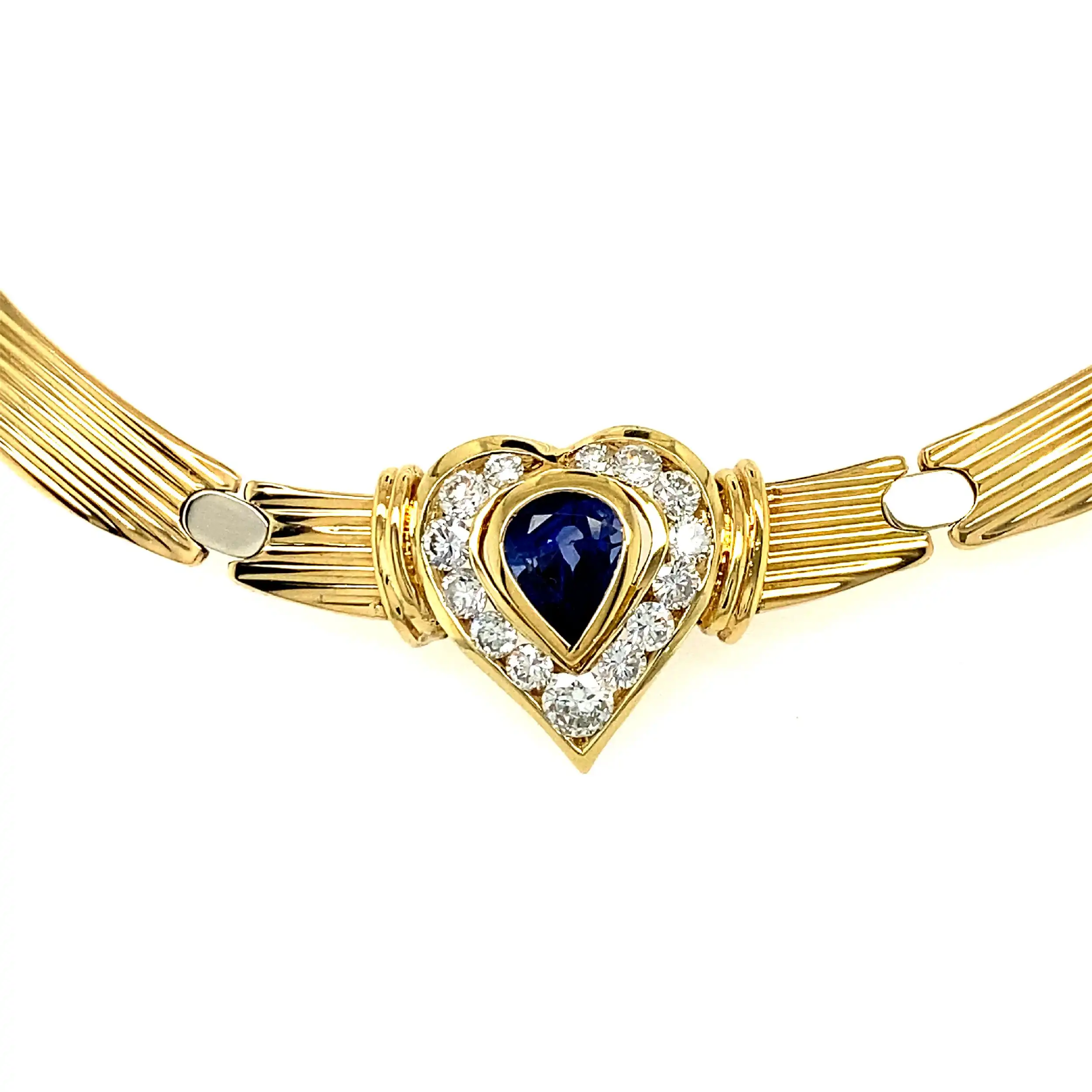 Collier Gelbgold mit Saphir und Brillanten, mit Befundbericht von EPL Collier Gelbgold mit Saphir und Brillanten, mit Befundbericht von EPL