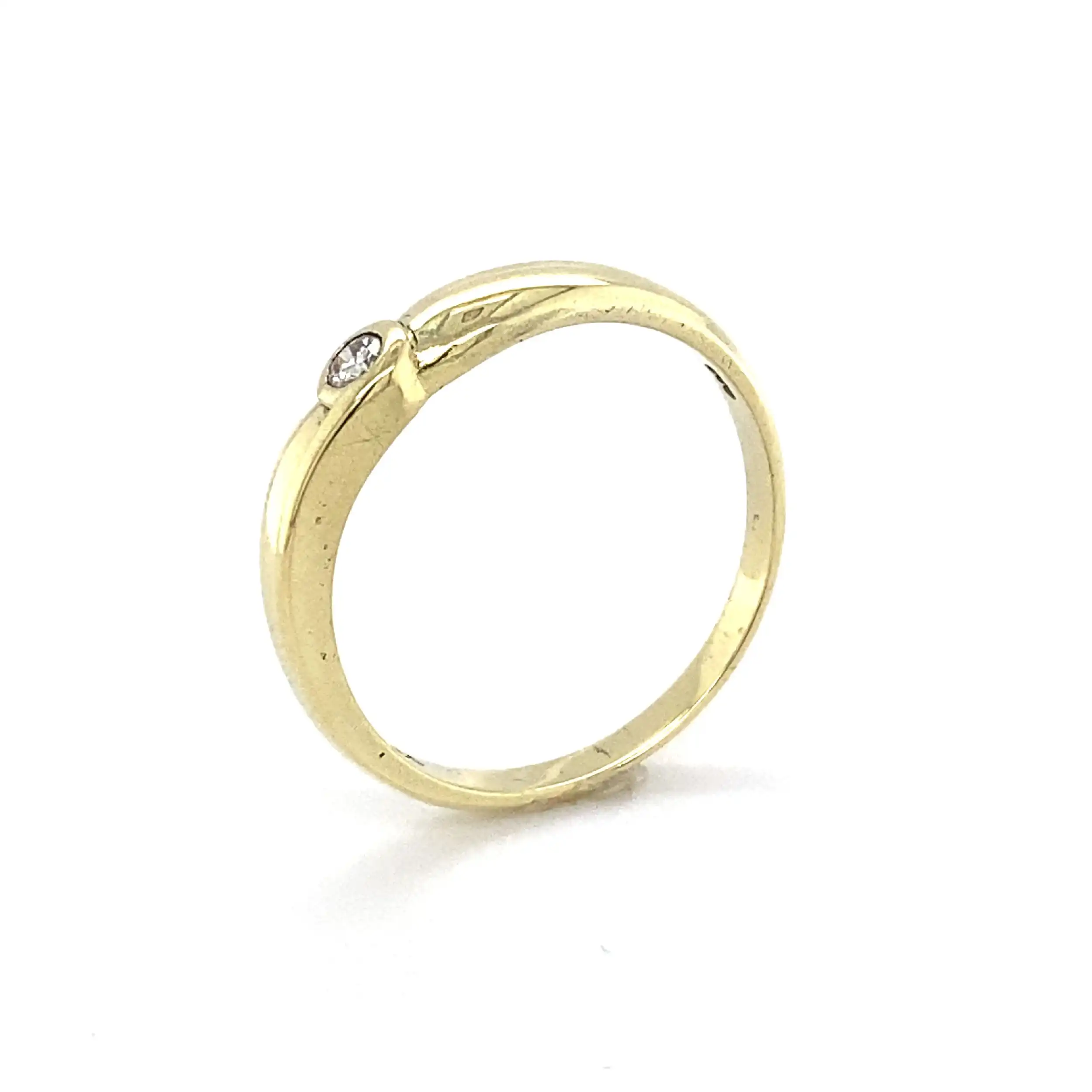Ring Gelbgold mit Brillant, graviert mit 0,08ct Ring Gelbgold mit Brillant, graviert mit 0,08ct